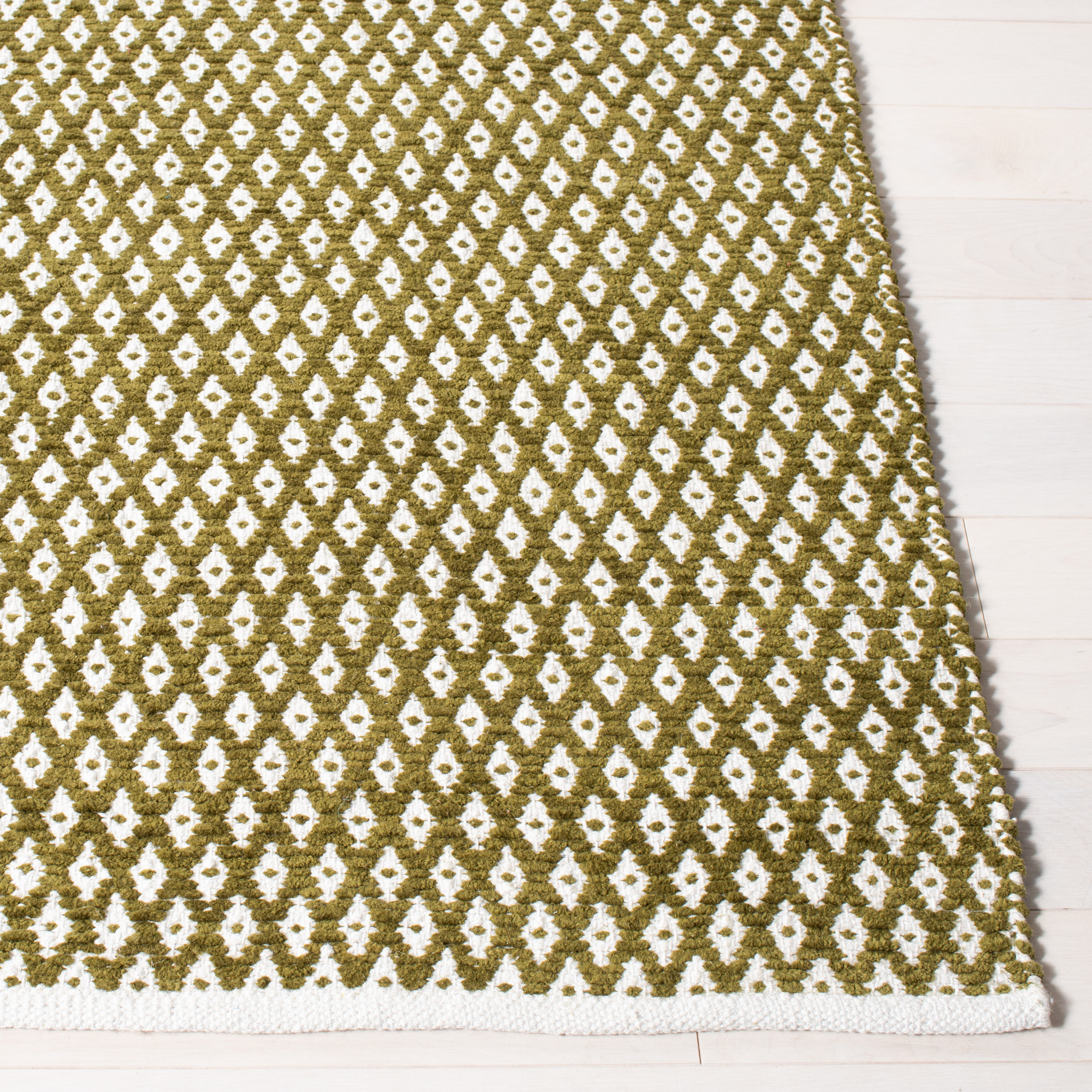Safavieh BOS685B-5 rugs - View #3