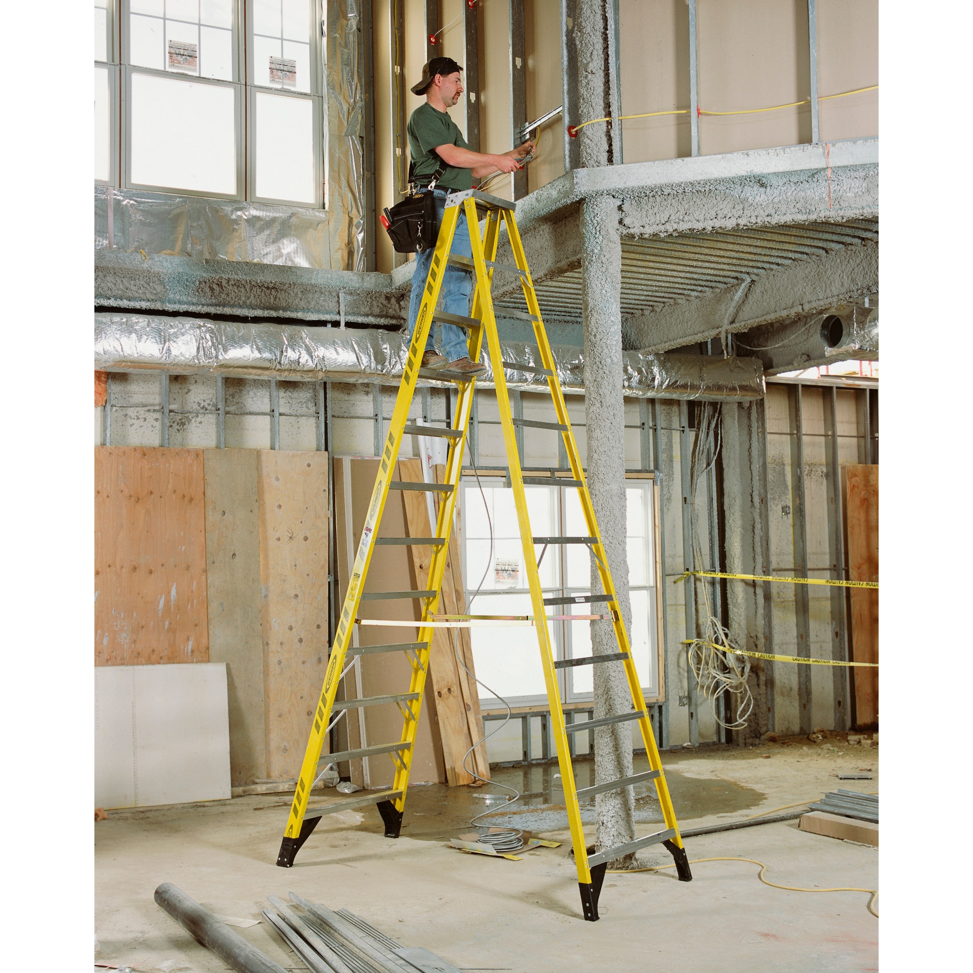 Werner 7300S 12-ft Fiberglass Type 1AA-375-lb Load Capacity Step Ladder