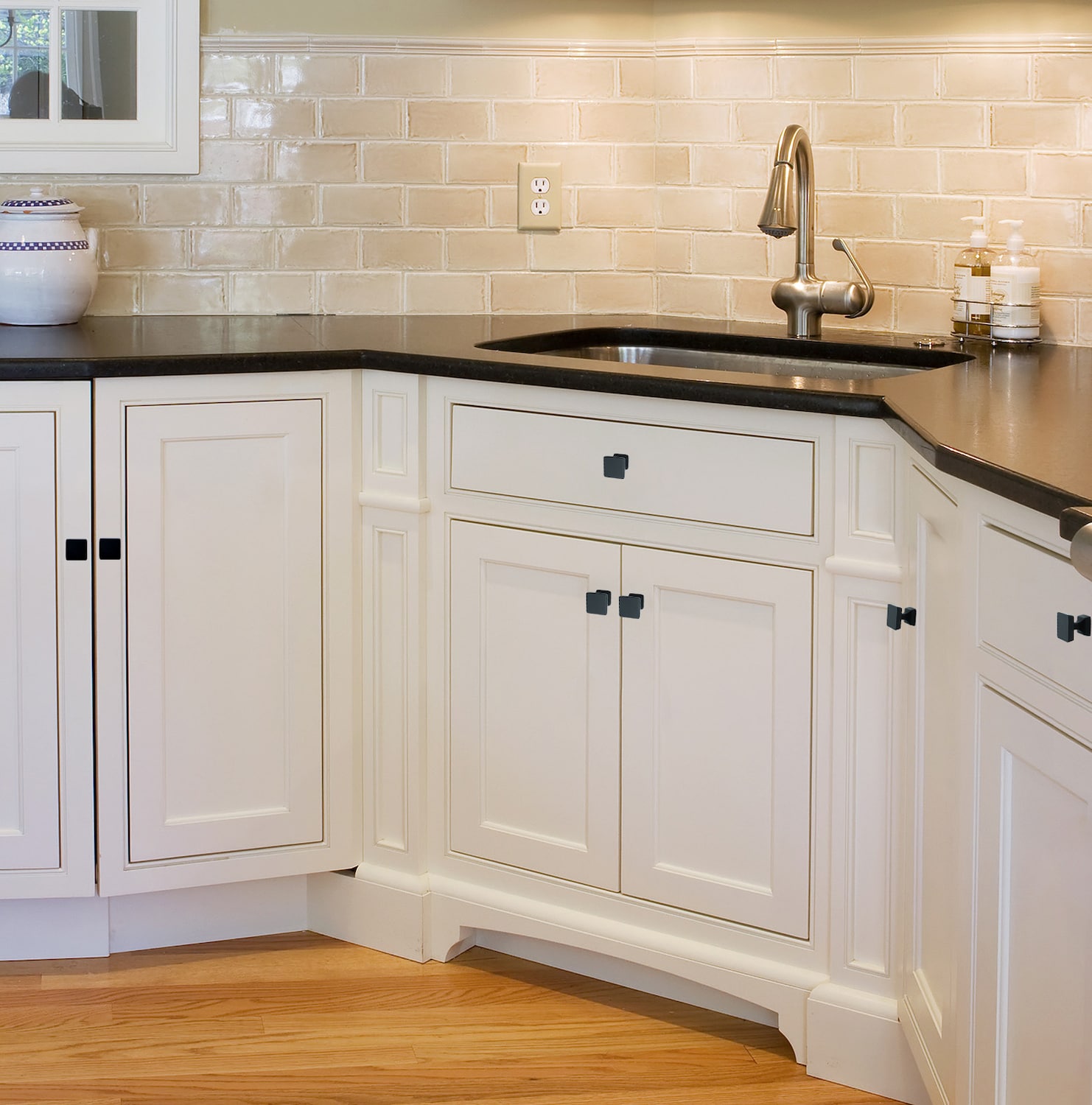 Utopia Alley HW405BK-5 Cabinet-Knobs - View #8