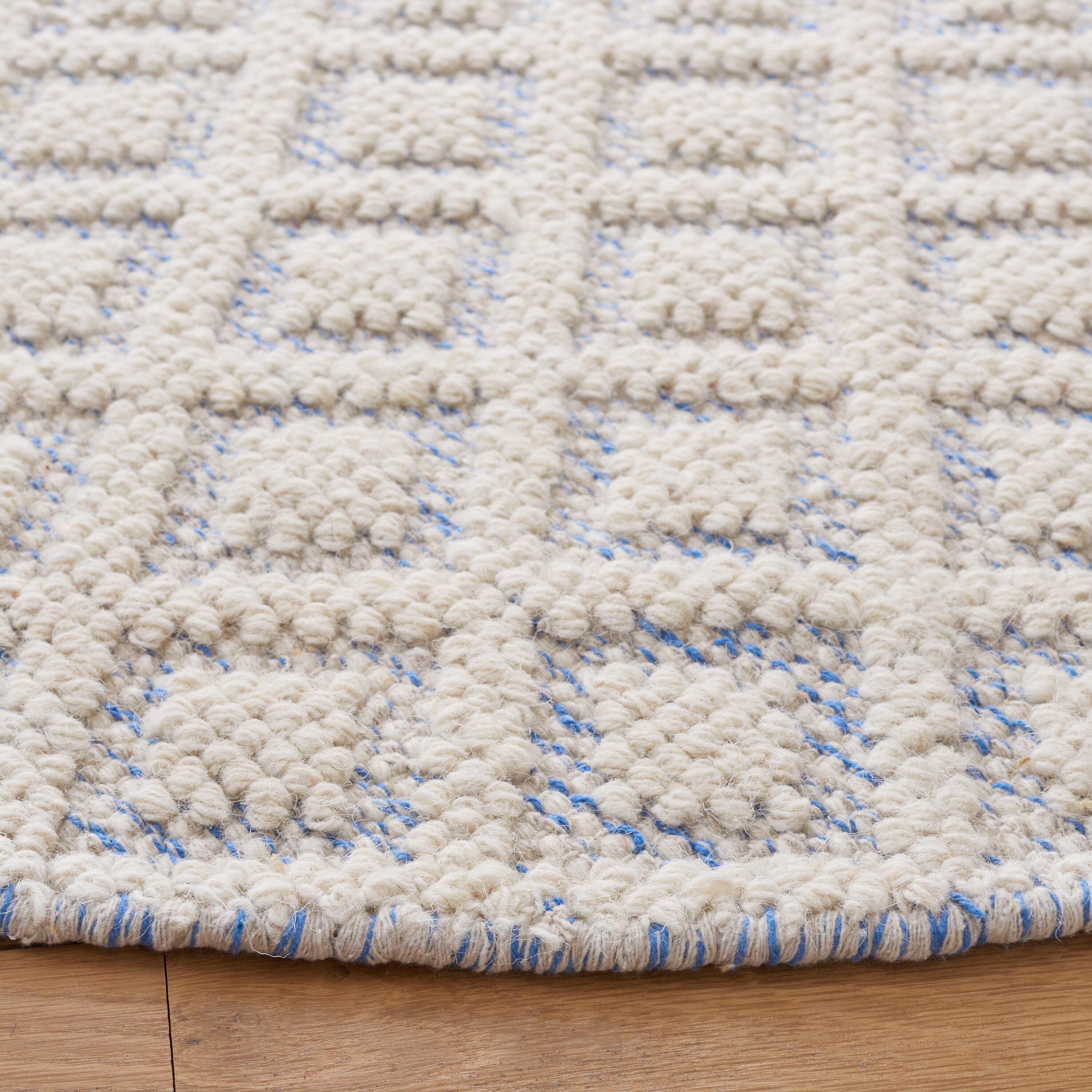 Safavieh VRM304L-5 rugs - View #3