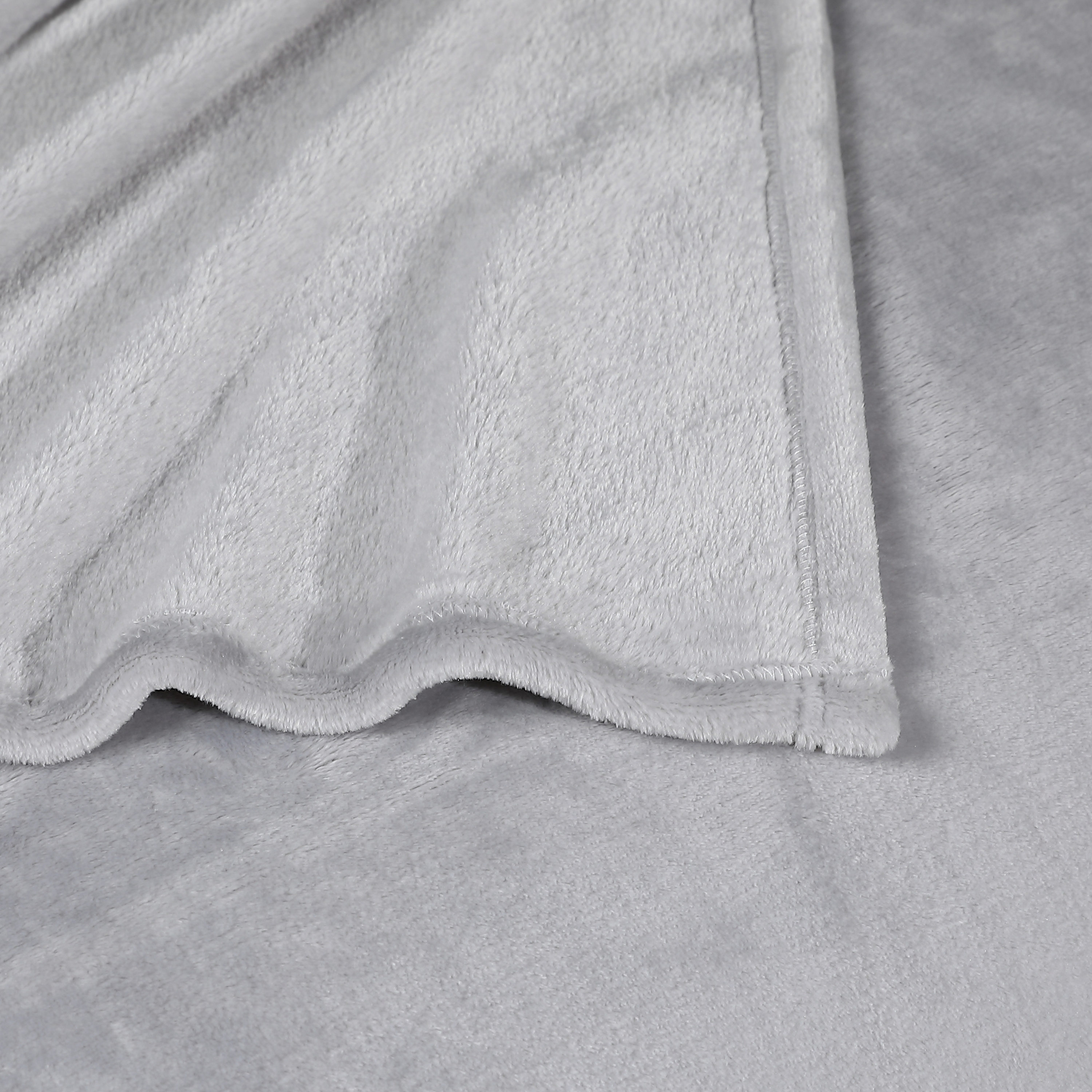 Sutton Home ANTIM-VELTH-GRY Blankets-And-Throws - View #3
