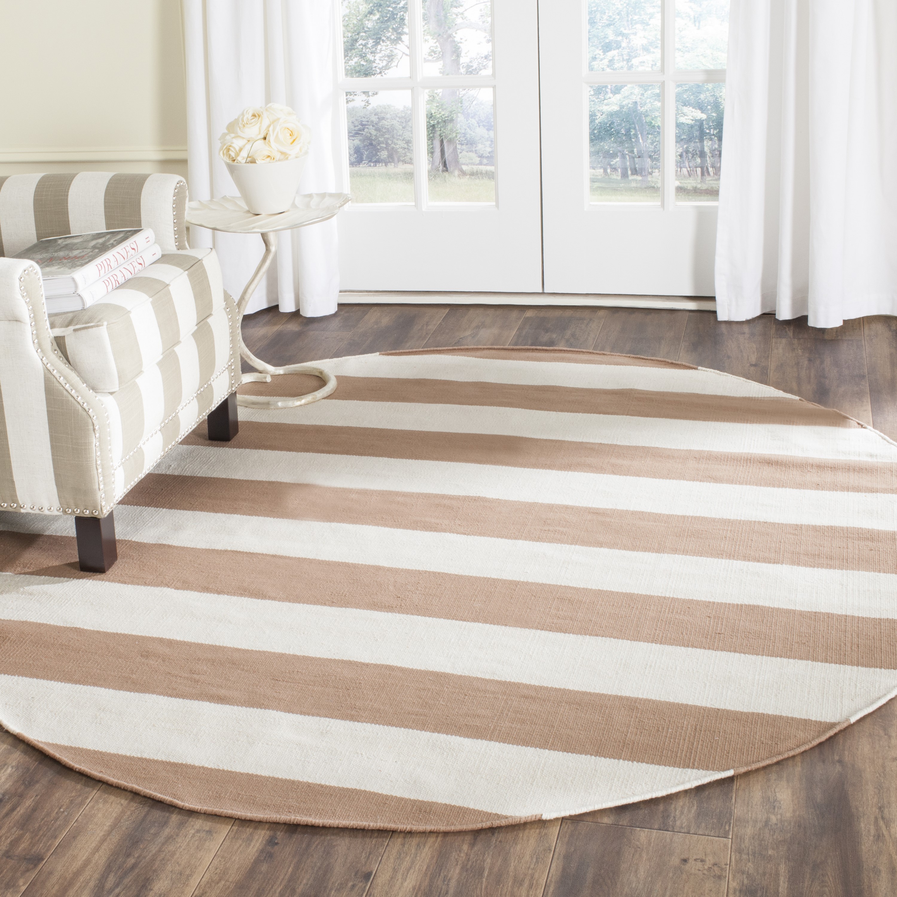 Safavieh MTK712M-6R Montauk Maslin 6 x 6 (ft) Cotton Sand/Ivory Round Indoor Stripe Coastal Area rug