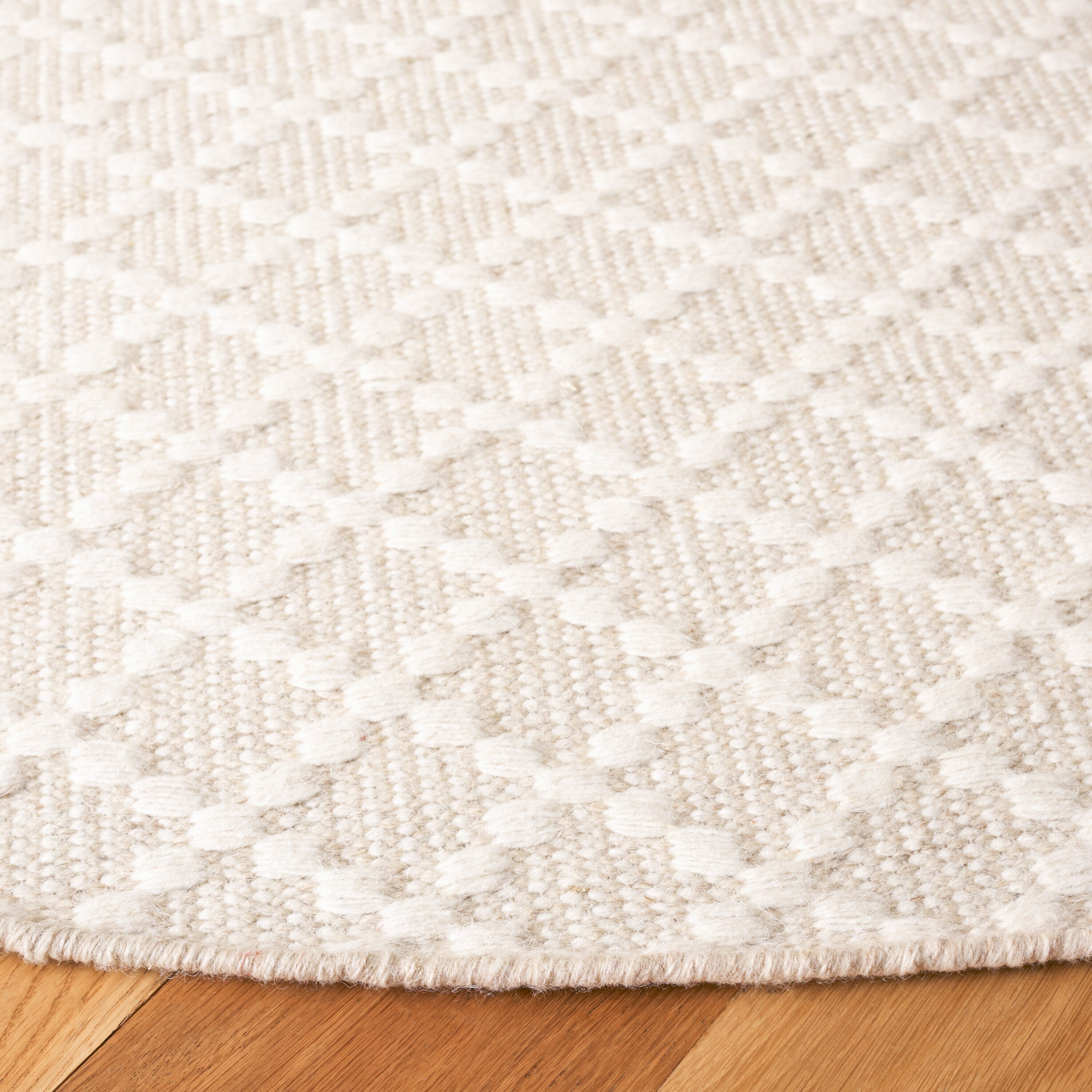 Safavieh VRM908B-6R rugs - View #3