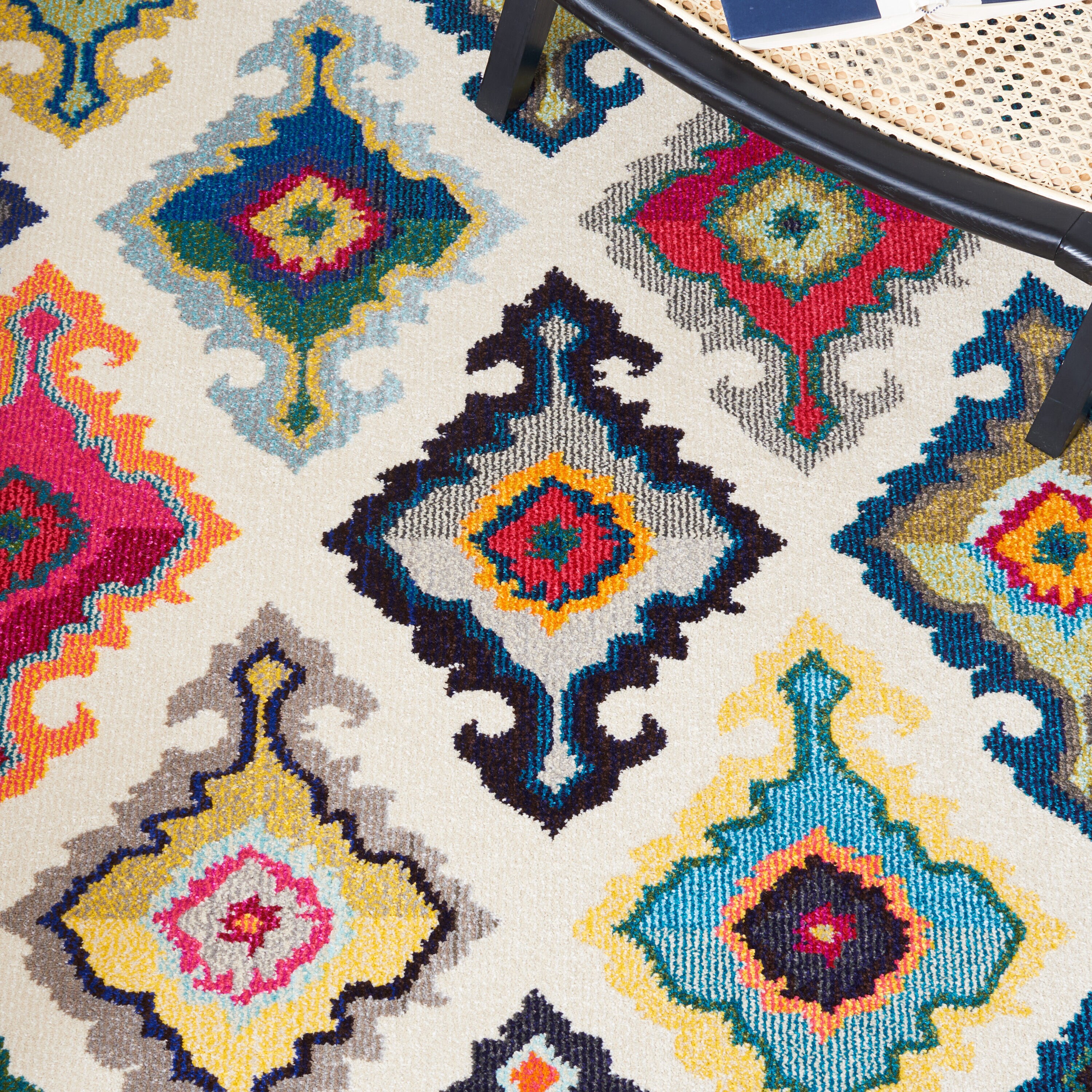 Safavieh MNC239A-28 rugs - View #7