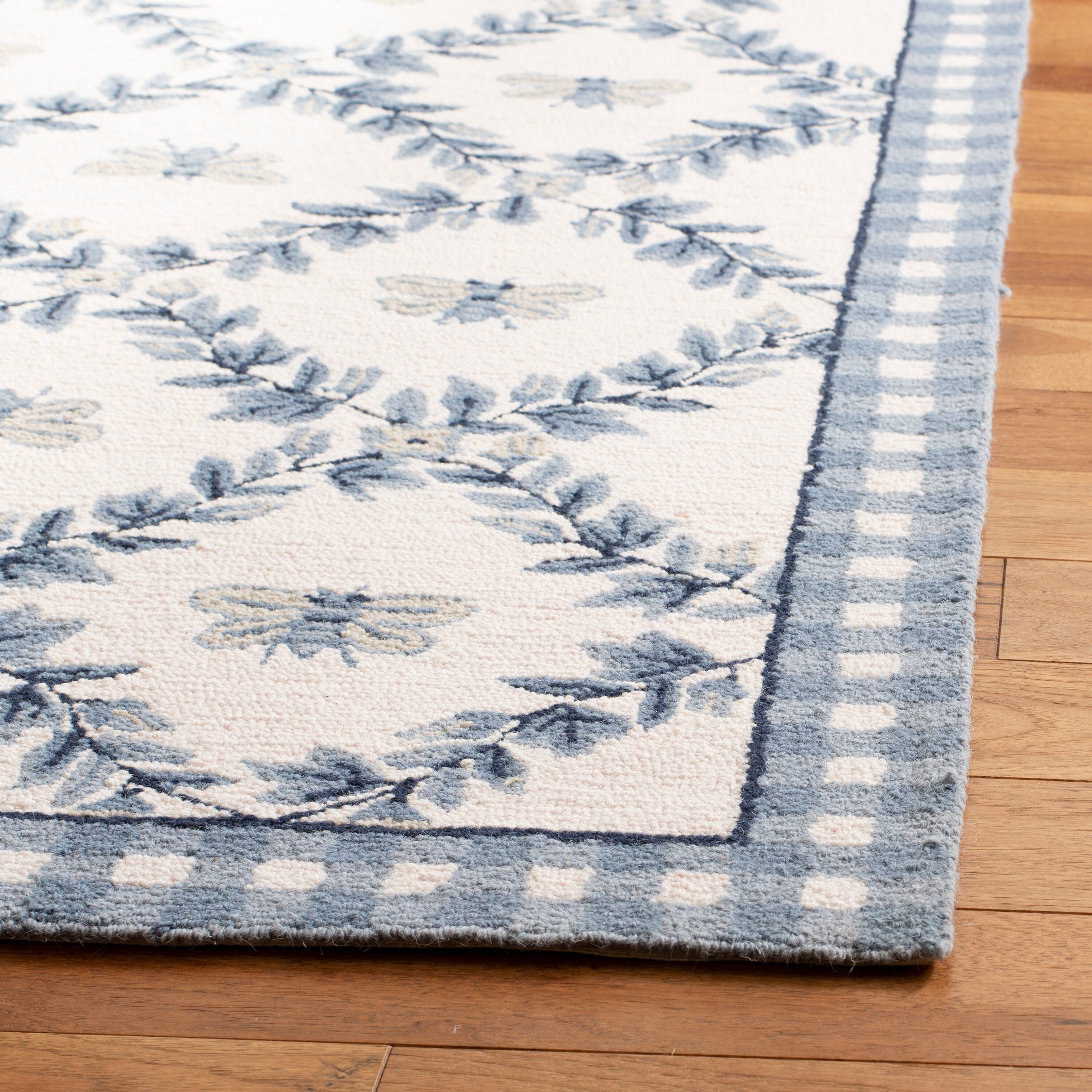 Safavieh HK55D-5 rugs - View #3