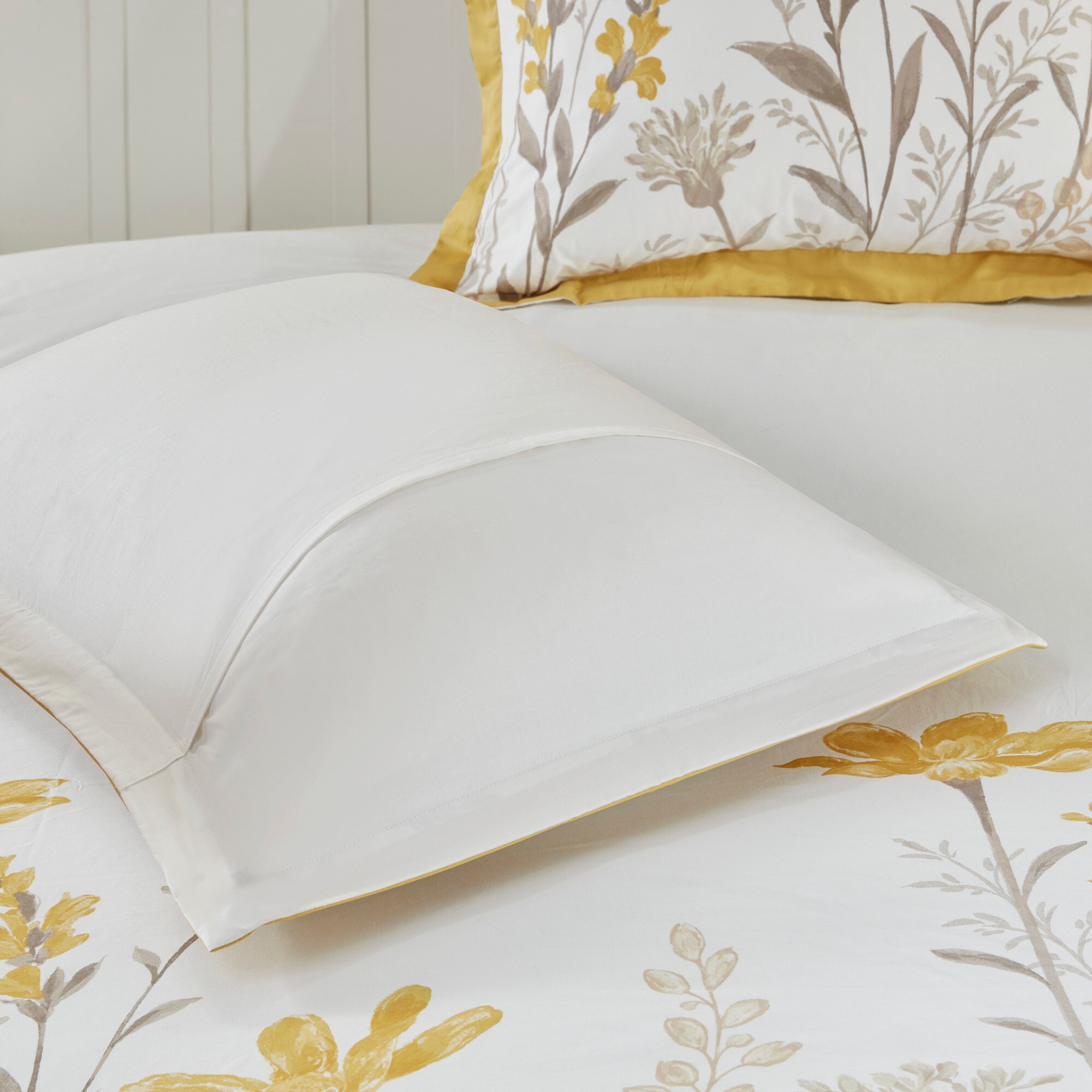 Gracie Mills 9871-01HH Comforters-And-Bedspreads - View #3