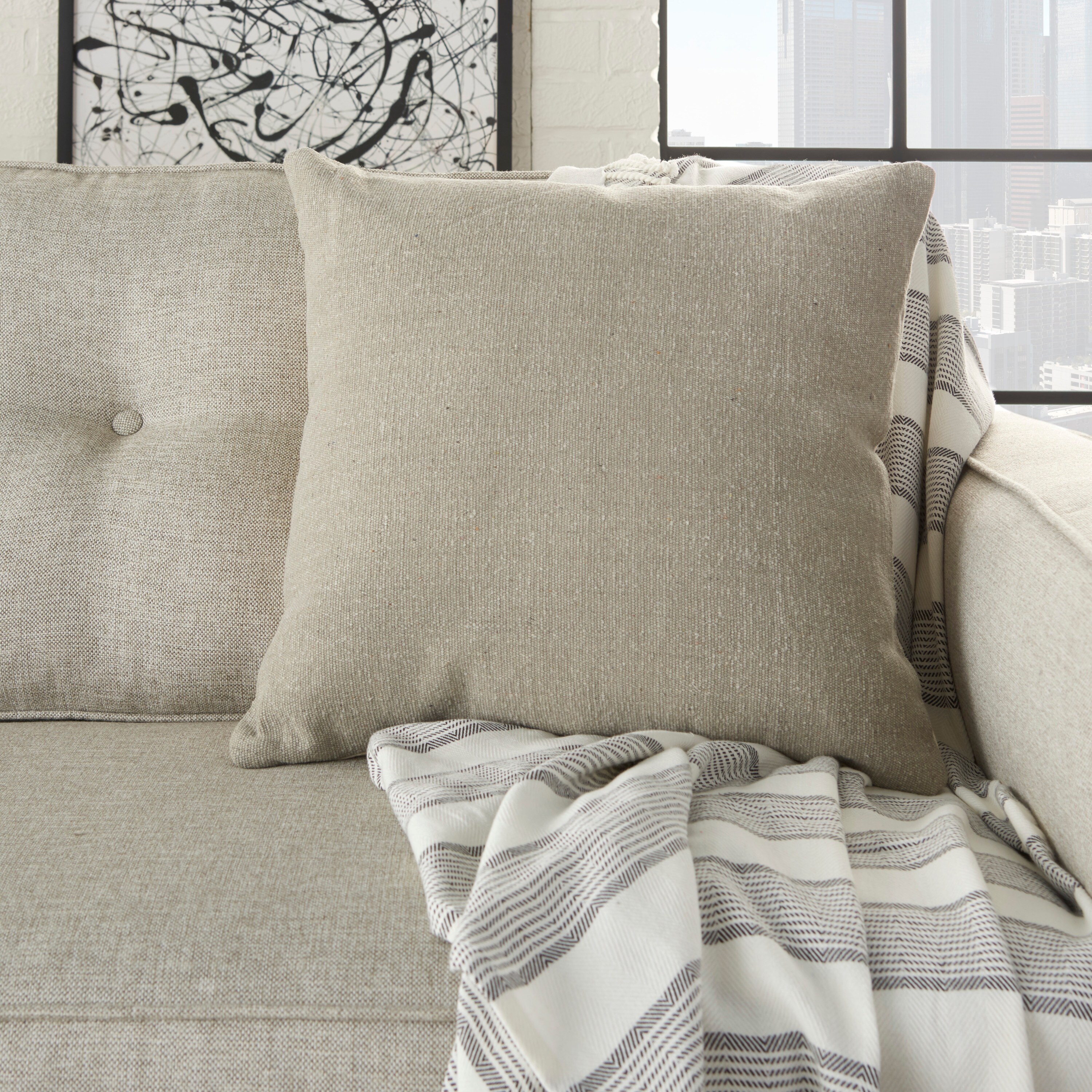 Mina Victory 798019061616 Accent-Pillows - View #4