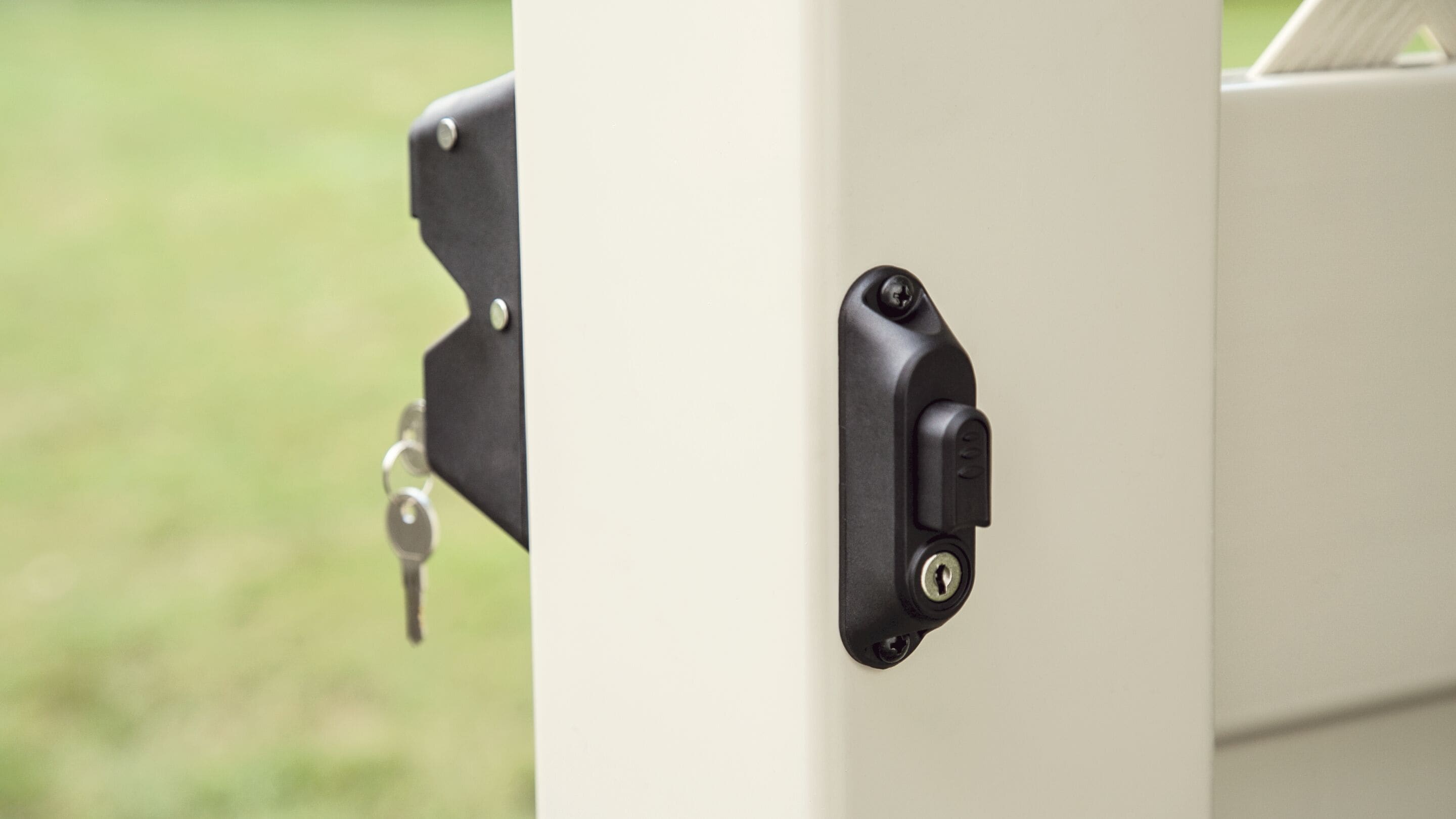 Freedom 73055264 Gate-Hardware - View #5