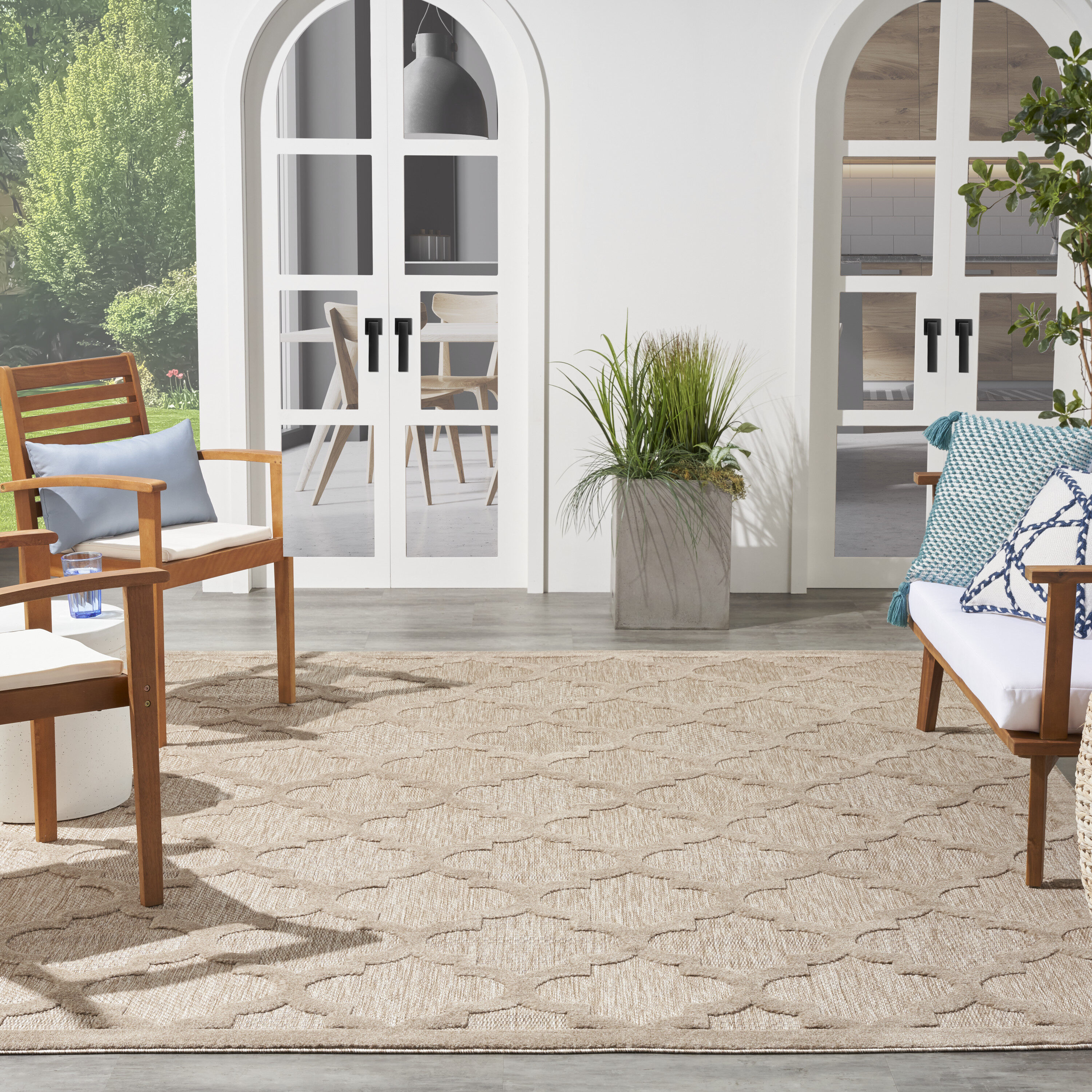 Taupe and Ivory Moroccan Trellis 7' x 10' Synthetic Area Rug