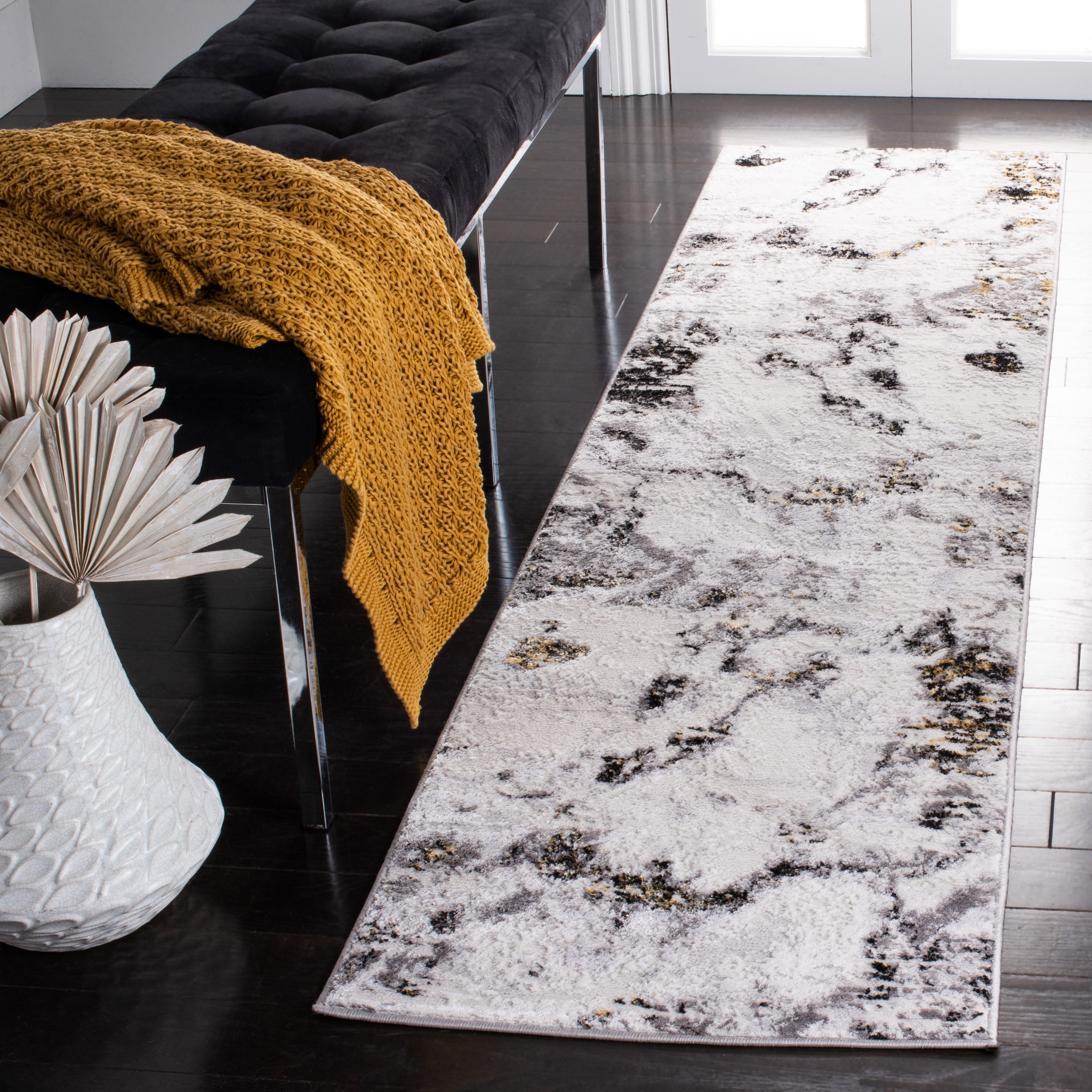 Safavieh ALA232F-28 Amelia Ayten 2 x 8 (ft) Loomed Synthetic Gray/Gold Rectangular Indoor Distressed/Overdyed Mid-Century Modern Runner rug