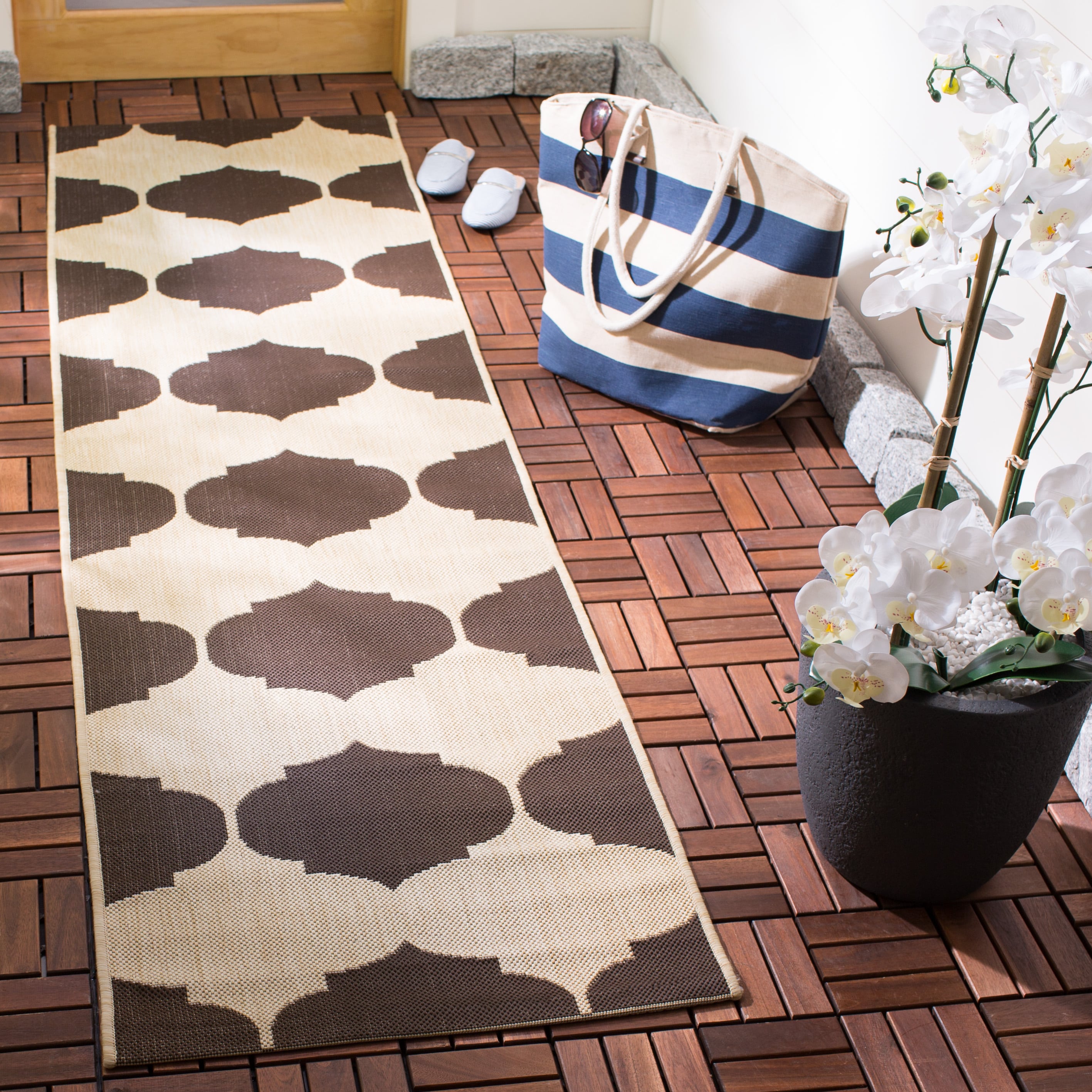 Safavieh CY6162-402-212 Courtyard Hani 2 x 12 (ft) Loomed Polypropylene Beige/Chocolate Rectangular Indoor/Outdoor Abstract Coastal Runner rug