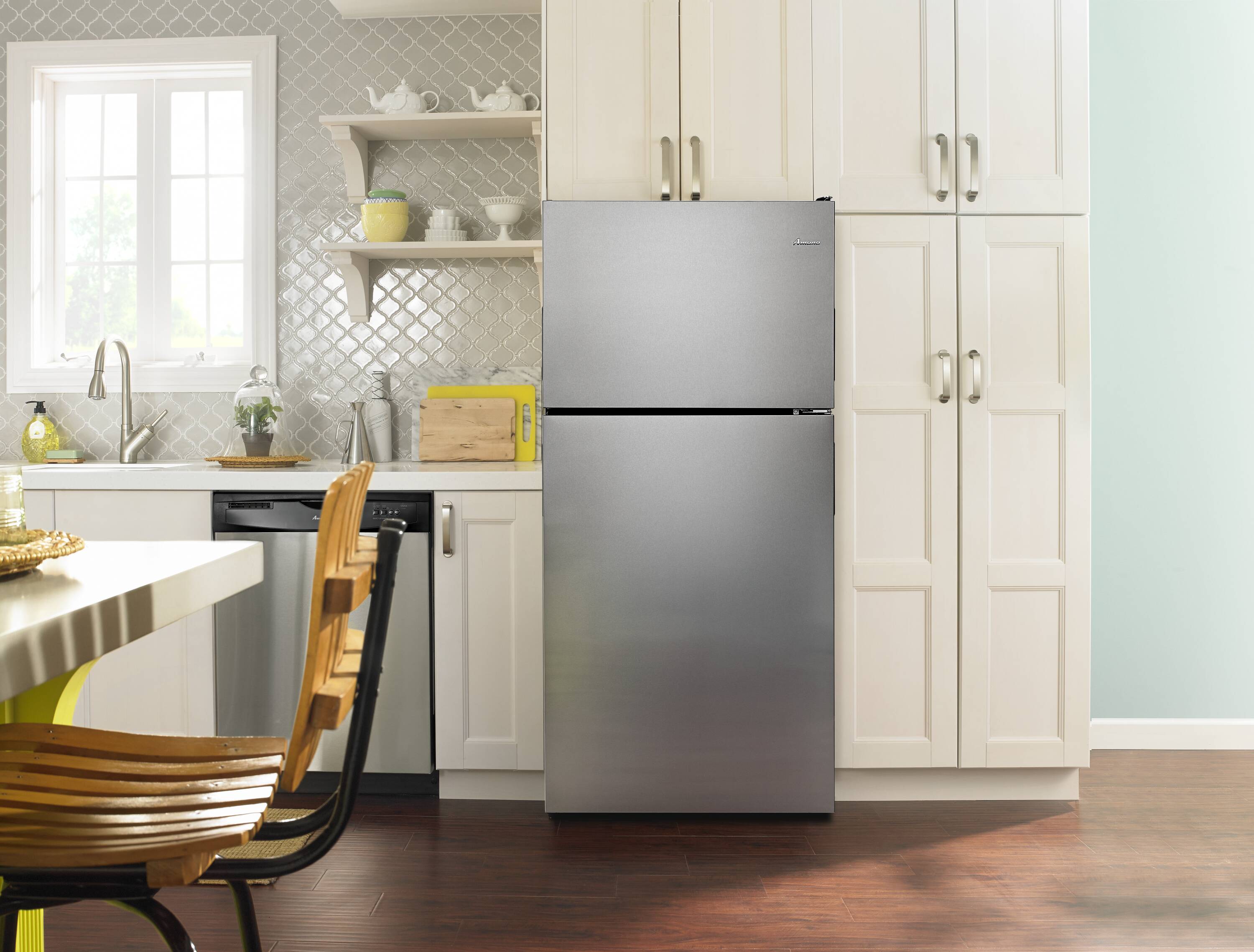 Amana ART308FFDM Top-Freezer-Refrigerators - View #10