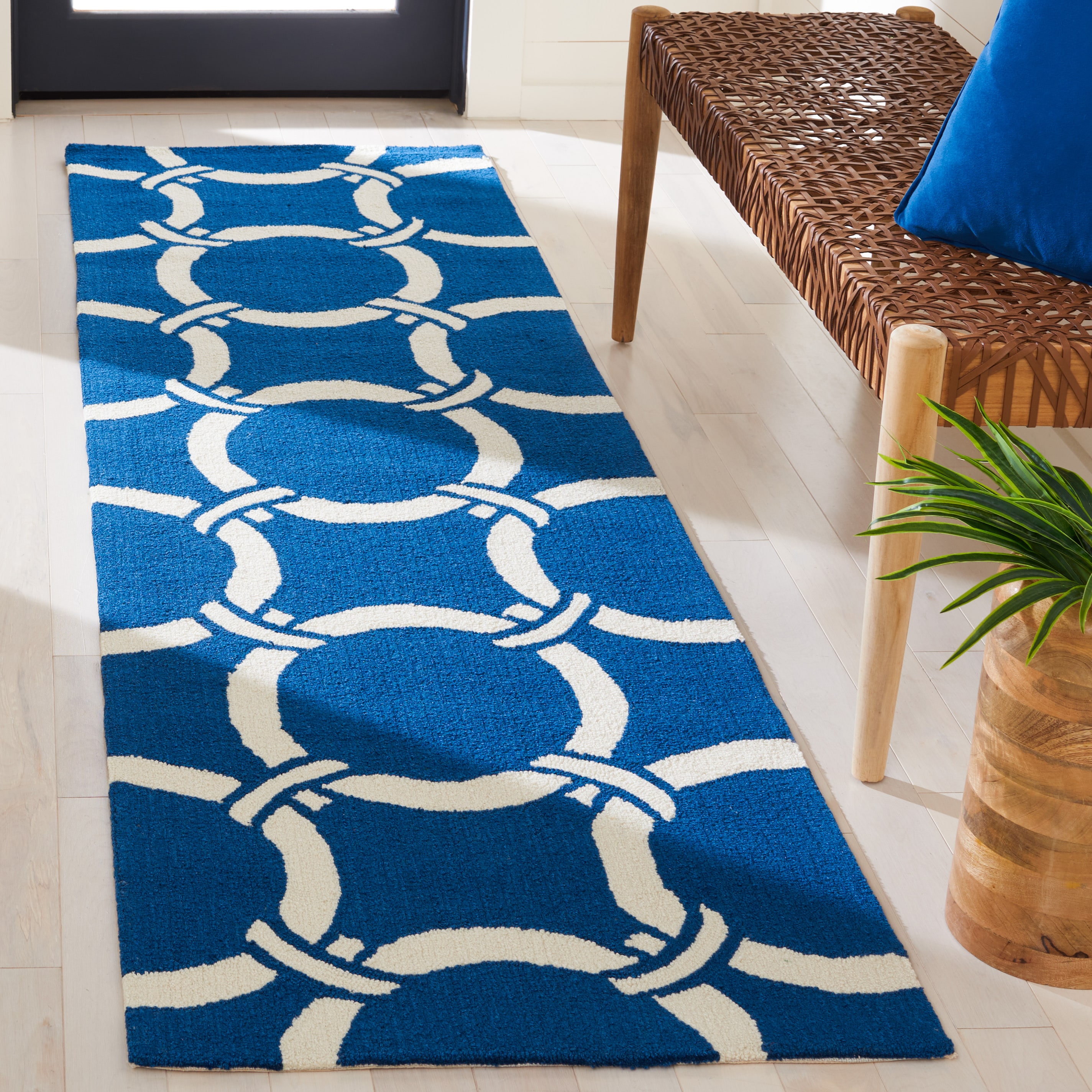 Four Seasons 243H Navy Ivory 2ft-3in x 8ft Contemporary Rug
