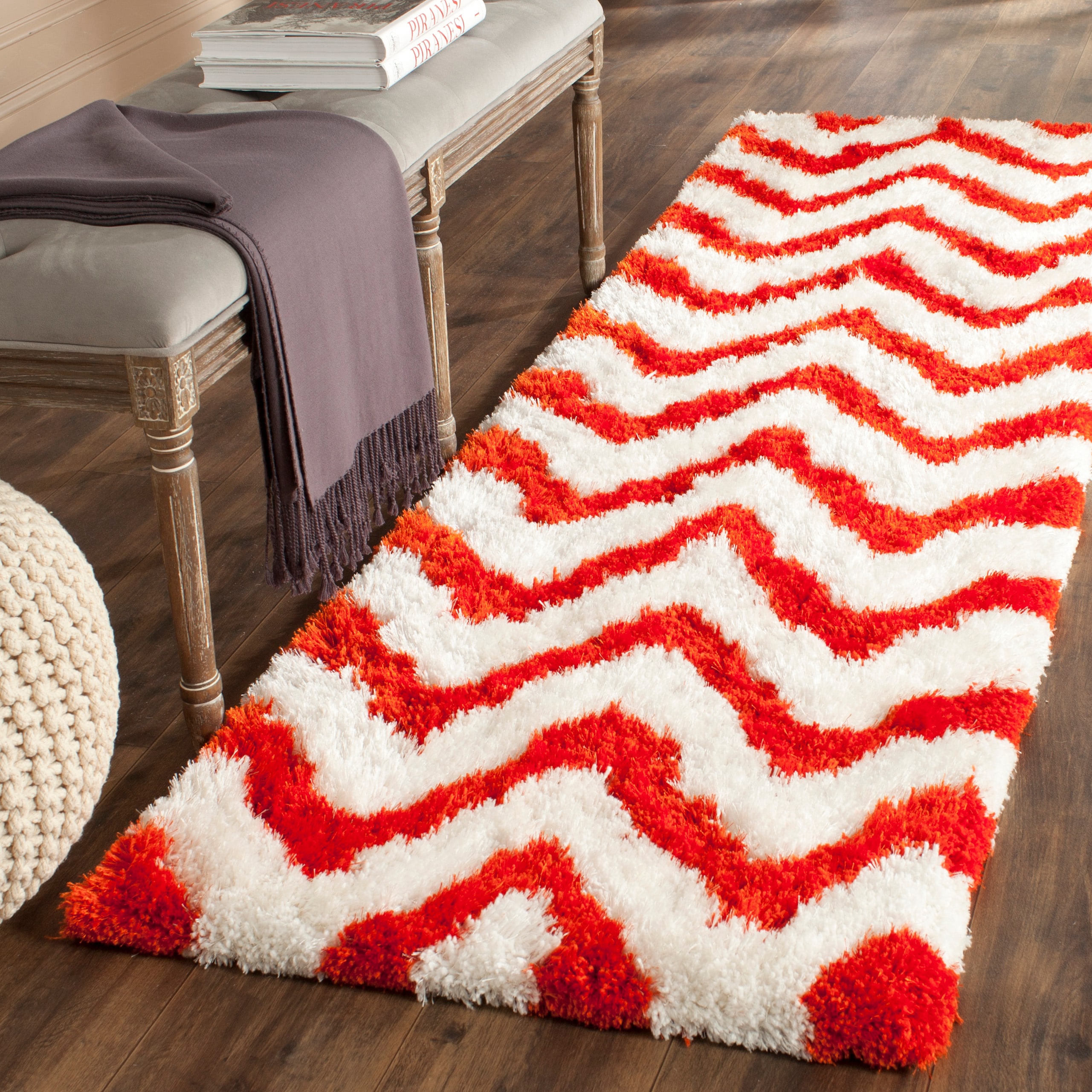 Safavieh BSG320E-27 Barcelona Beit Shag 2 x 7 (ft) Tufted Synthetic Ivory/Rust Rectangular Indoor Chevron Runner rug