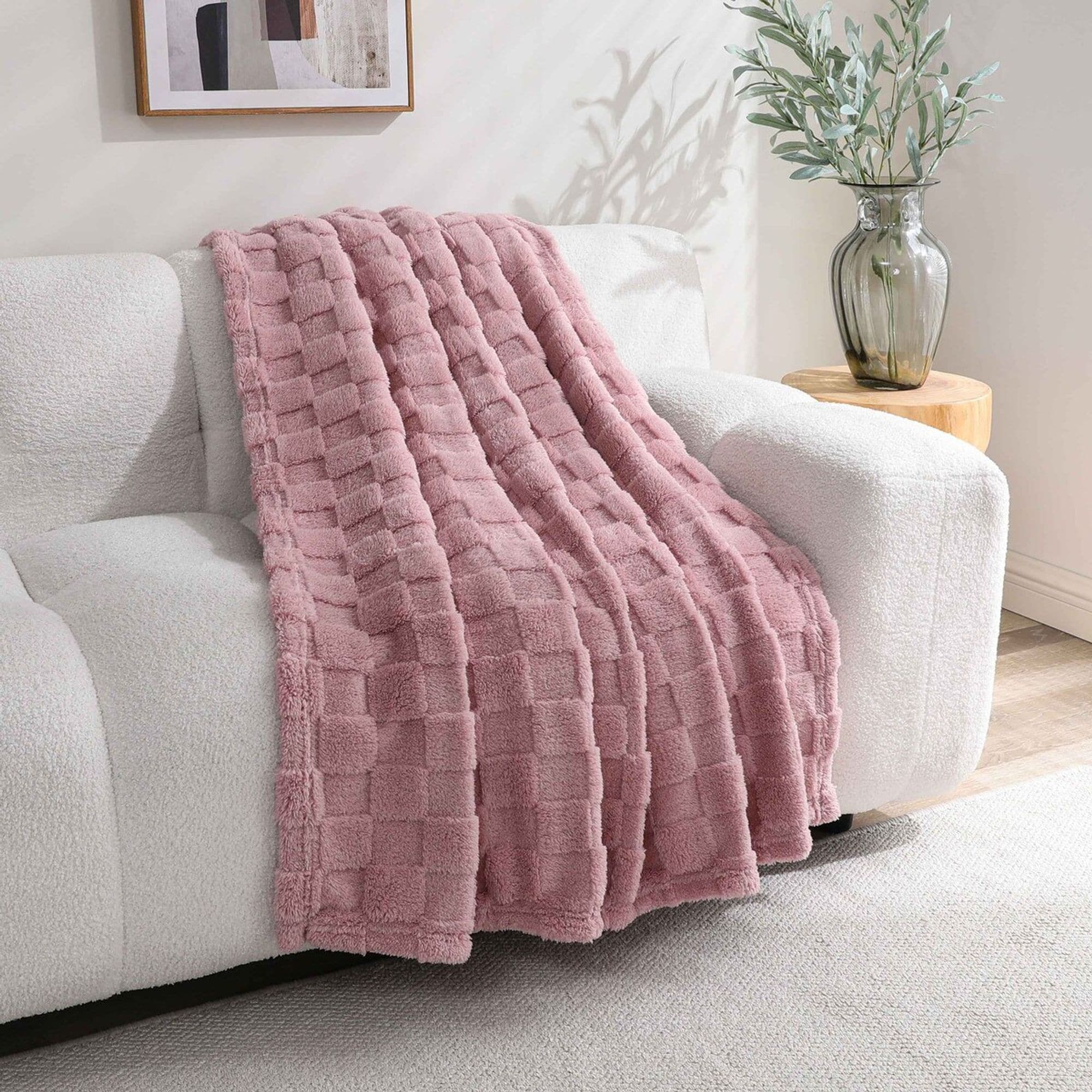 KATE AURORA  Greenwich Ultra Soft And Plush Accent Throw Blanket