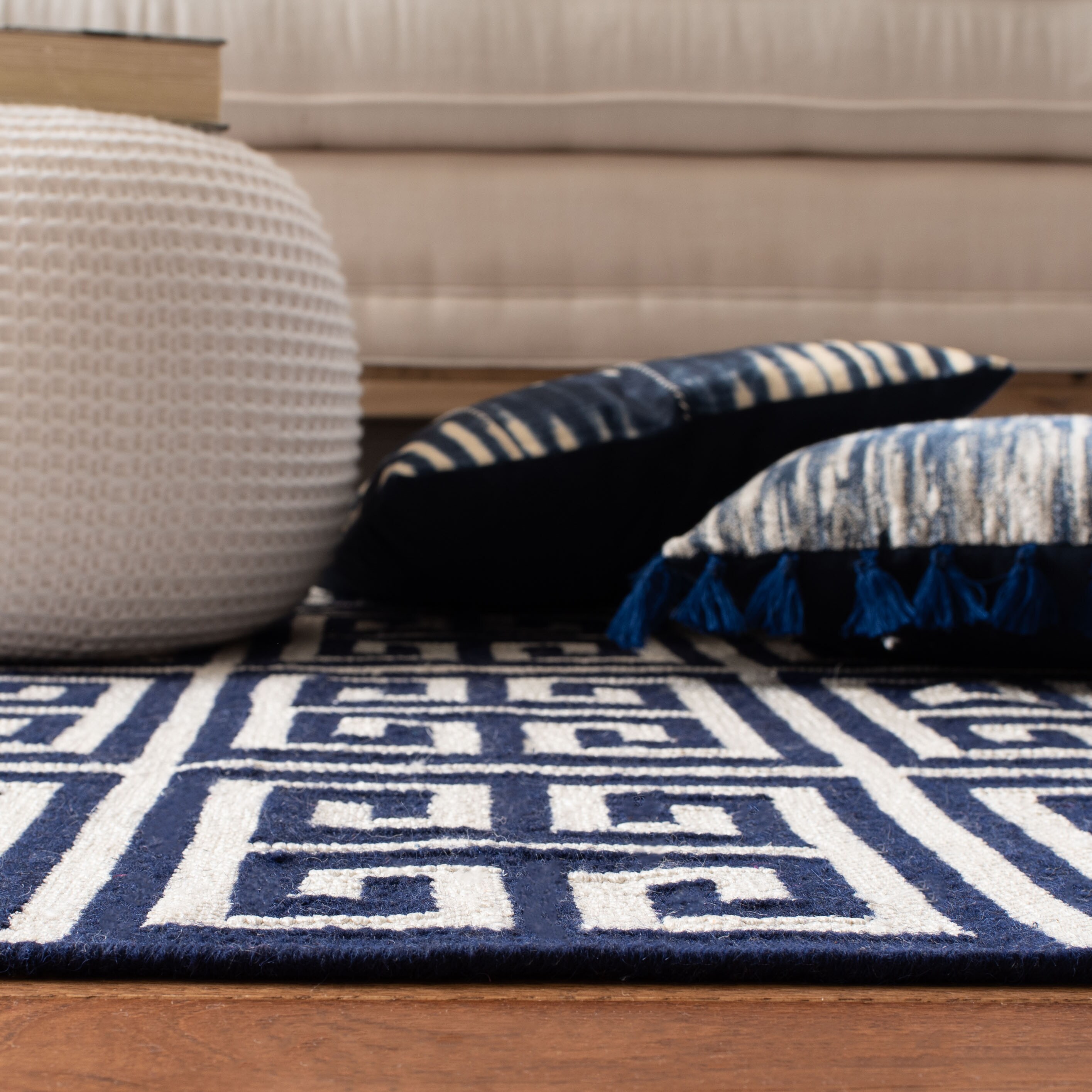 Safavieh DHU626D-6 rugs - View #5