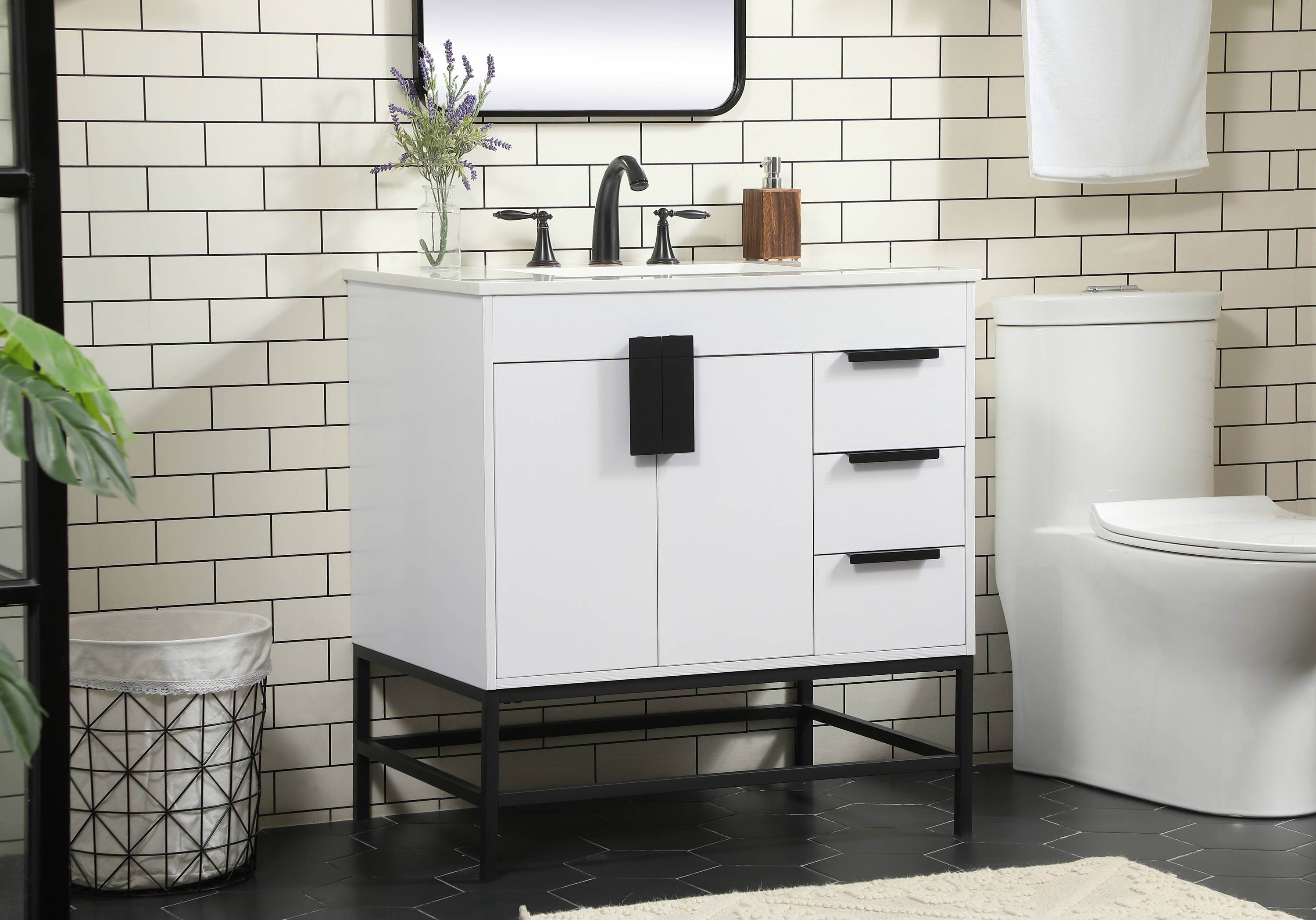 Eugene 32" White MDF Bathroom Vanity with Quartz Top