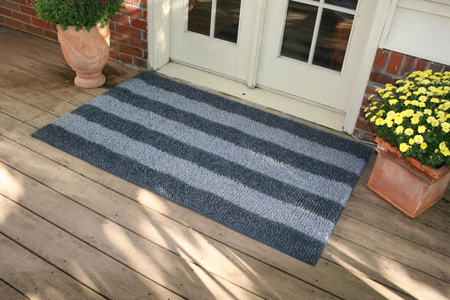 GrassWorx 2-ft x 3-ft Evergreen Rectangular Outdoor Door Mat in the Mats  department at