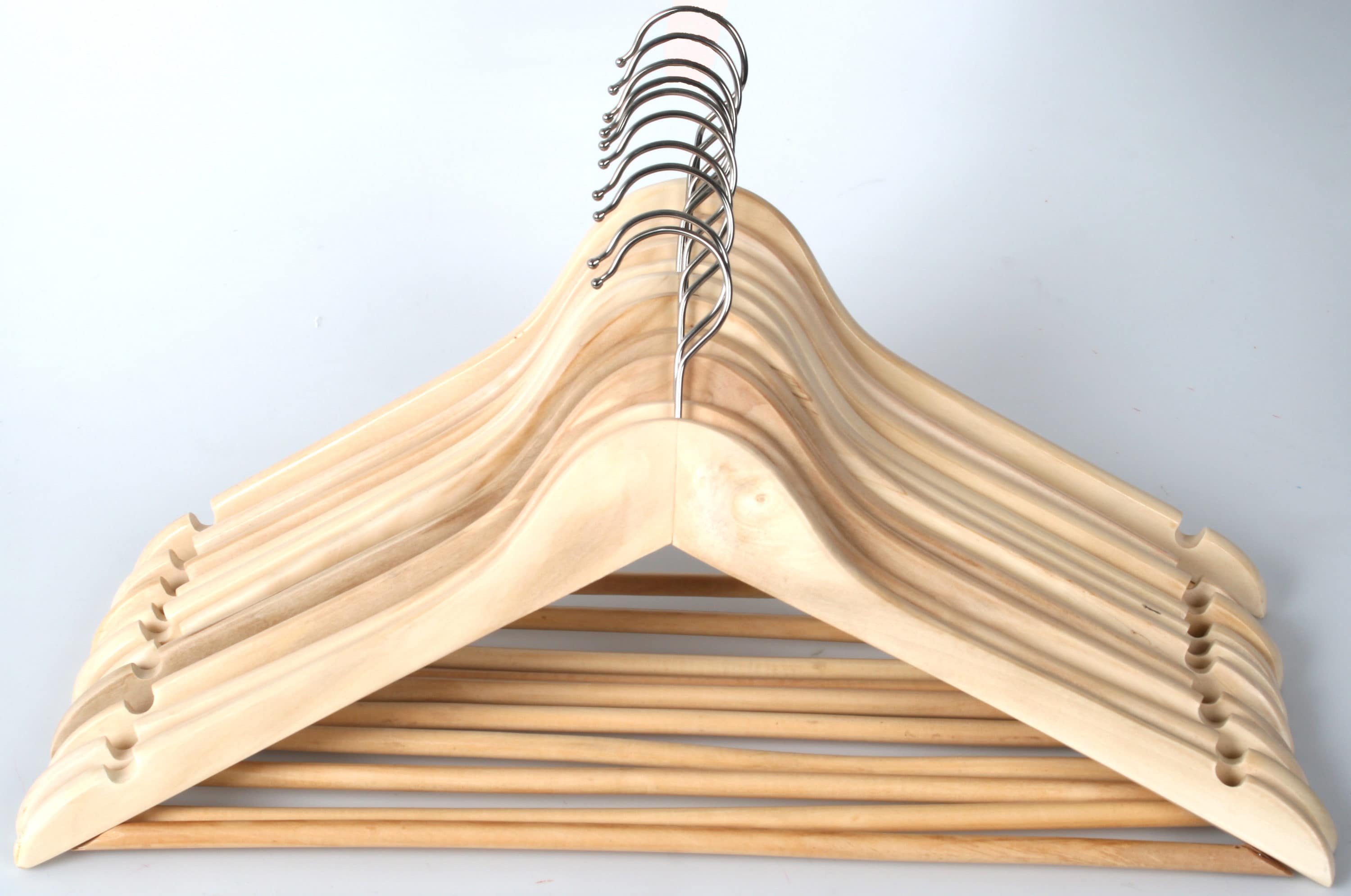 Wooden Hangers, Solid Wood Coat Hangers Heavy Duty, Smooth Finish Bulk  Wooden Hangers High-Grade Wooden