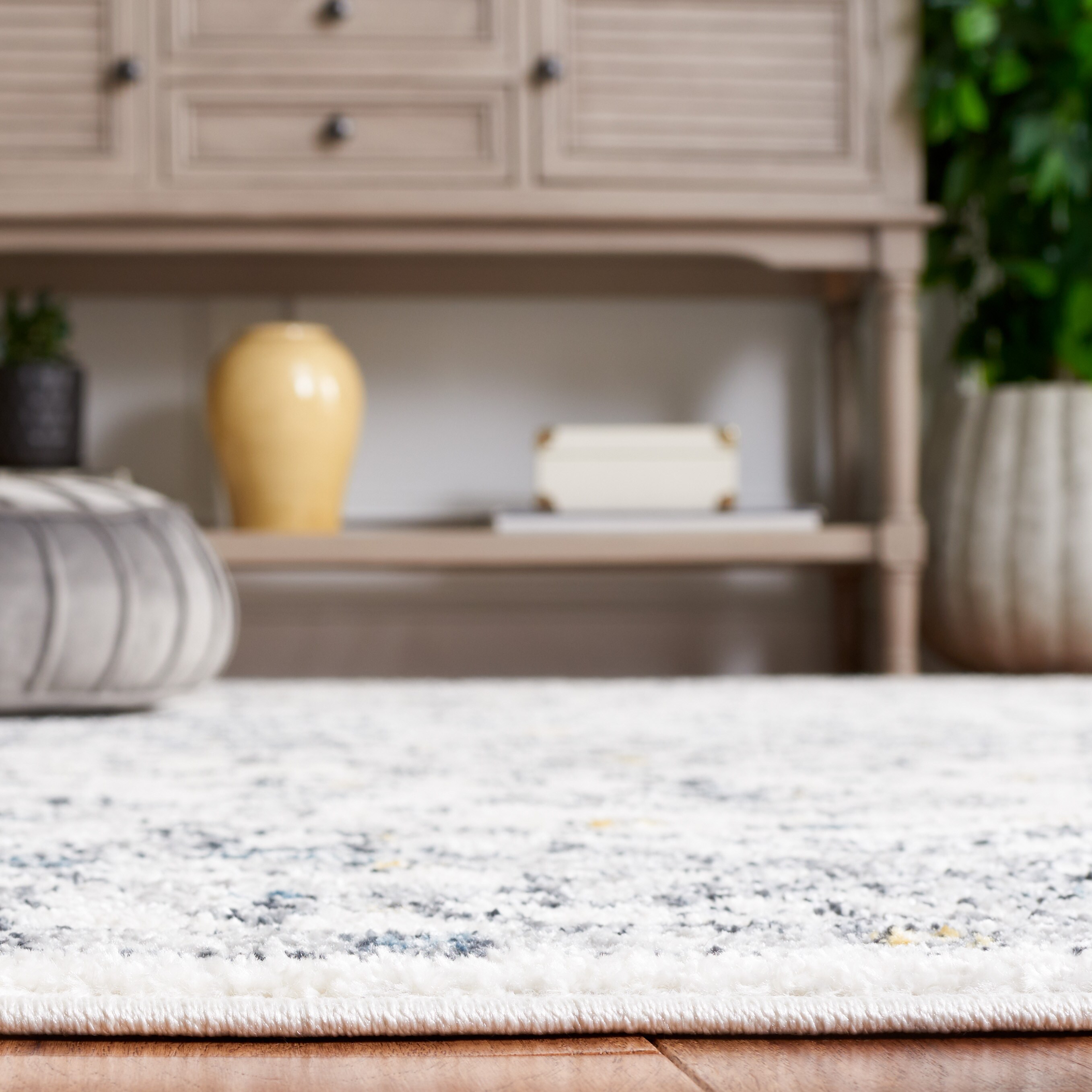 Safavieh LAY102A-4 rugs - View #5