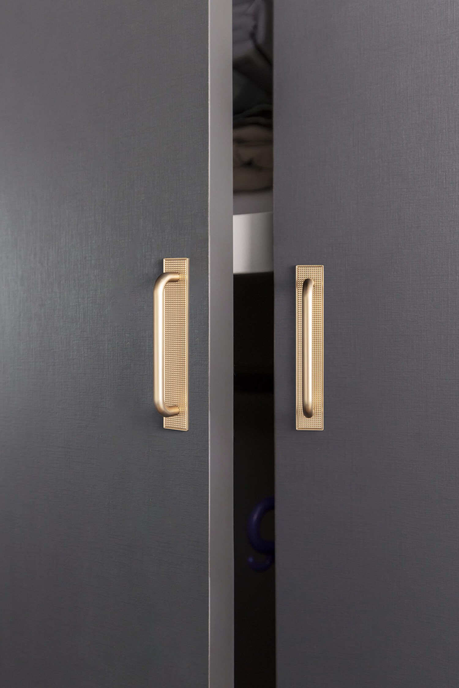 Miaokesen 2218UBR-G017-128-2 Cabinet-Pulls - View #3