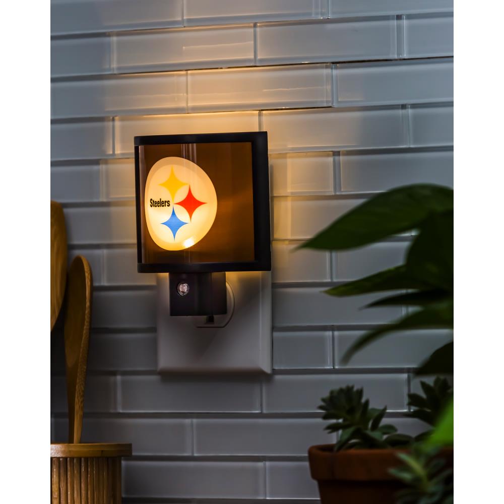 Team Sports America Pittsburgh Steelers Yellow LED Auto On/Off