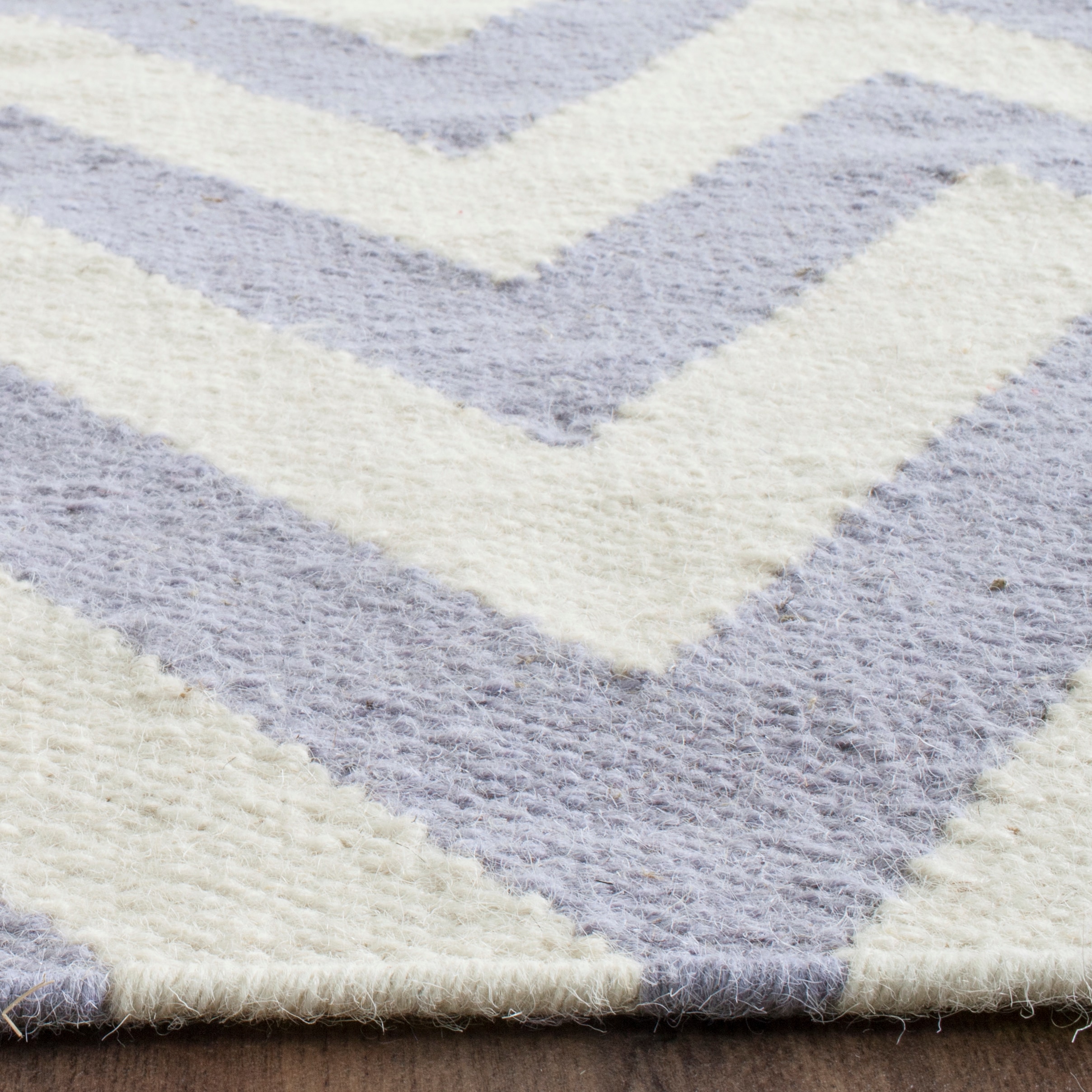 Safavieh DHU557J-8 rugs - View #3