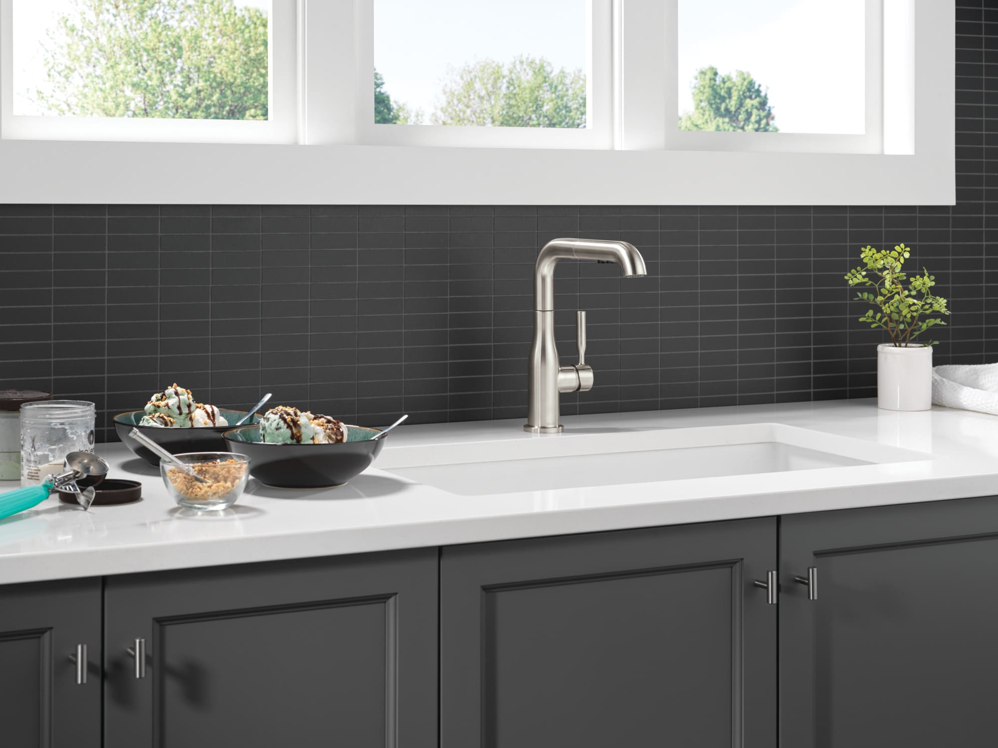 Delta 16943-SS-DST Kitchen-Faucets - View #2