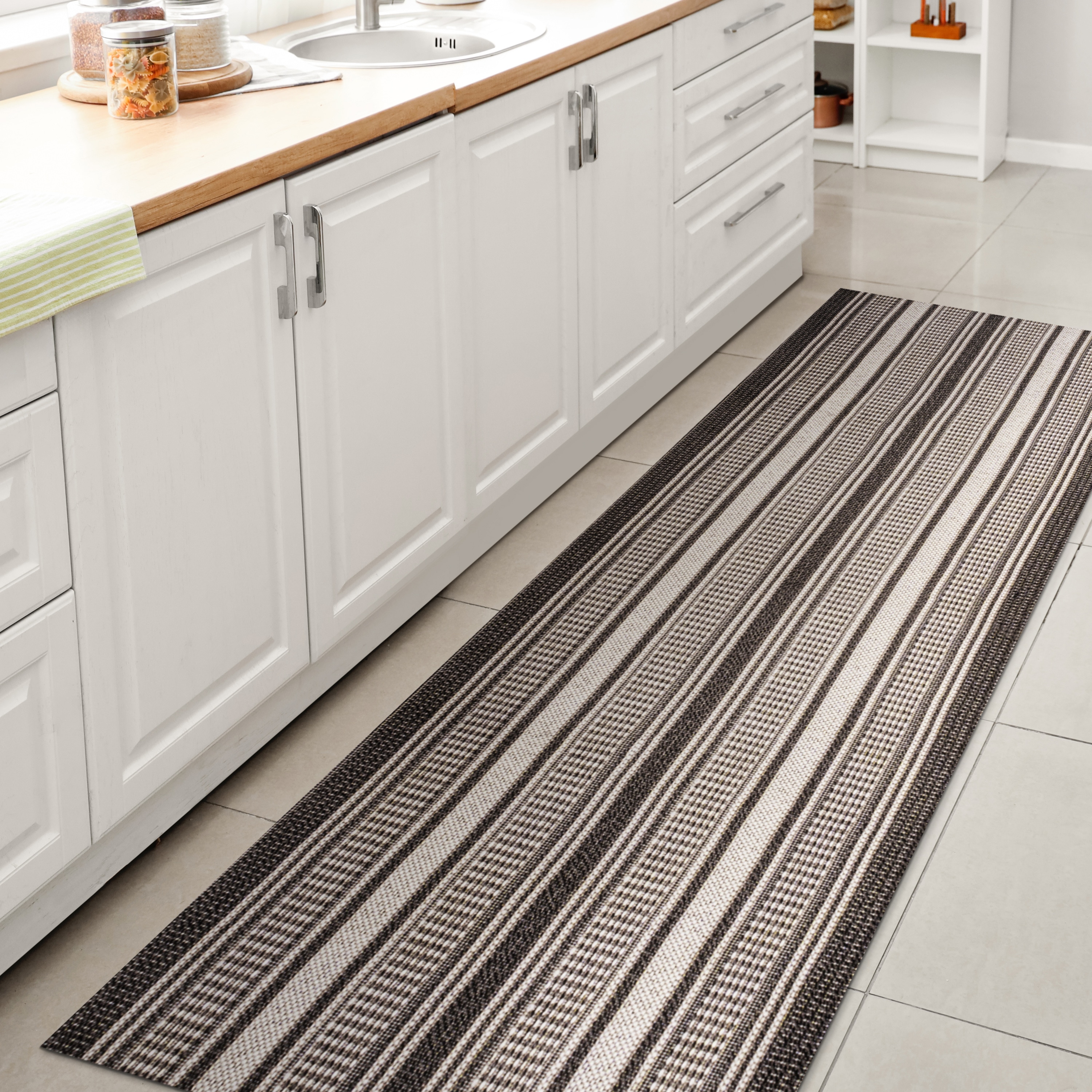 JONATHAN  Y SMB202B-28 Santa Monica Haynes 2 x 8 (ft) Loomed Polypropylene Black/Cream Rectangular Indoor/Outdoor Stripe Rustic Runner rug