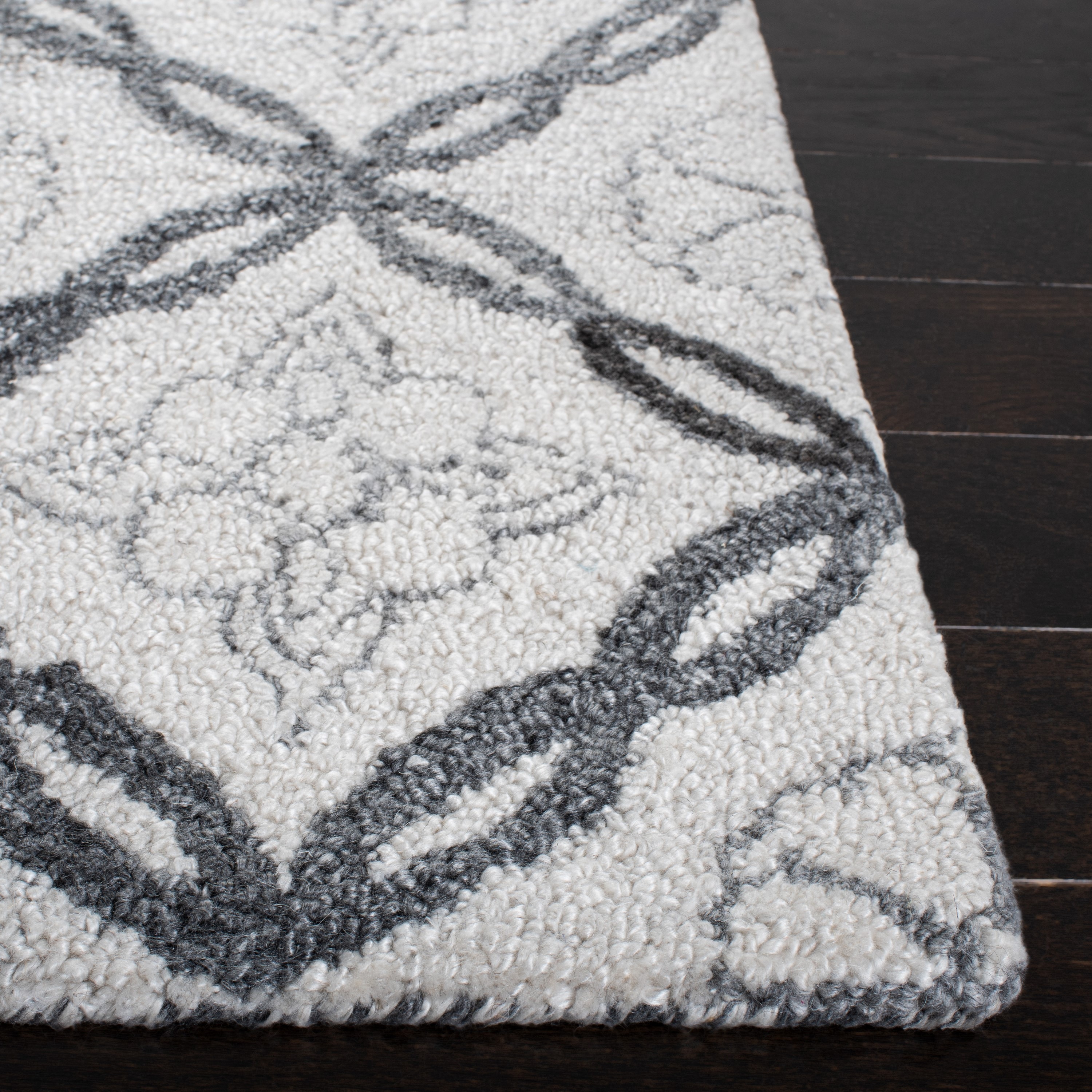 Gray and Ivory Hand-Tufted Wool Geometric 8' x 10' Area Rug