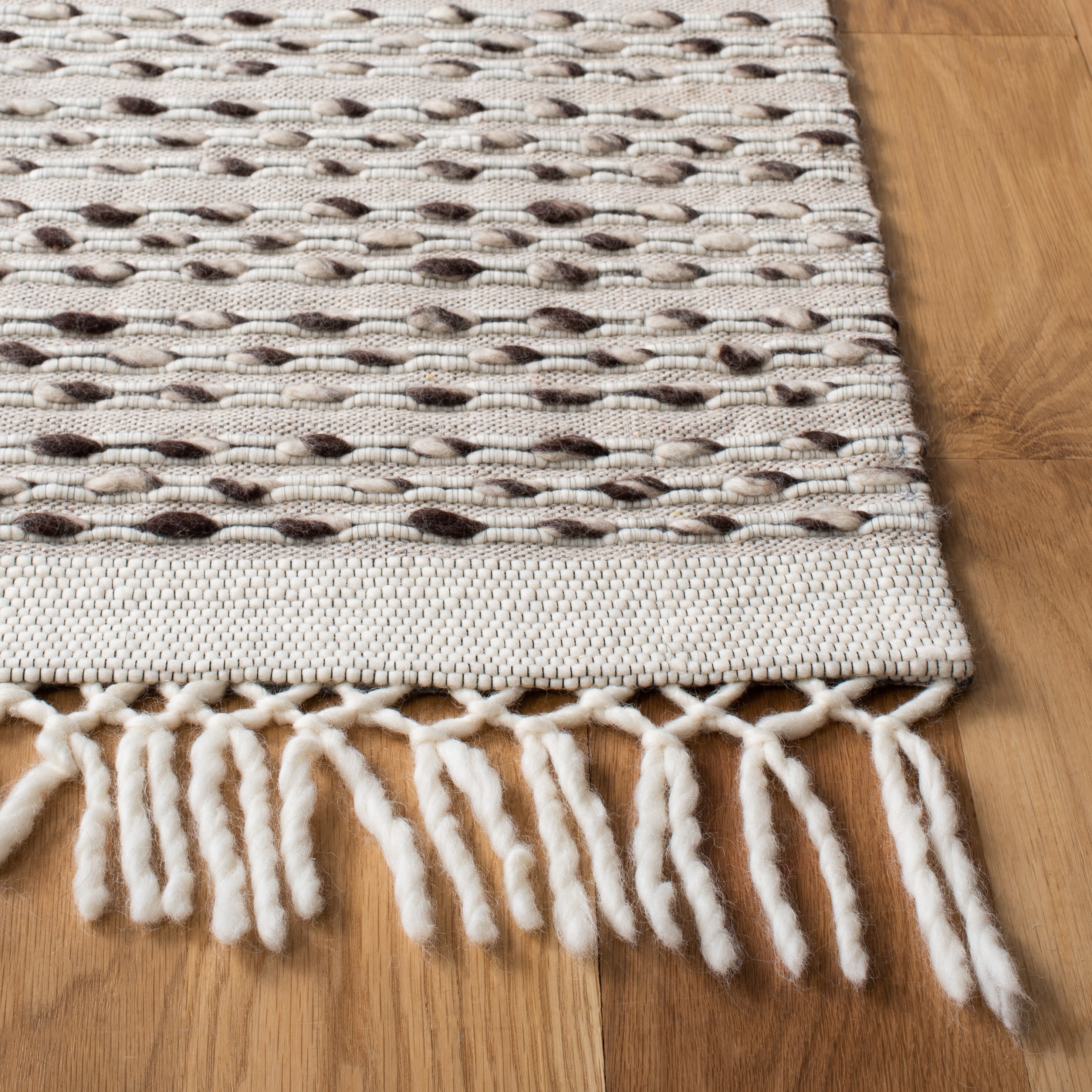 Safavieh VRM307A-28 rugs - View #6