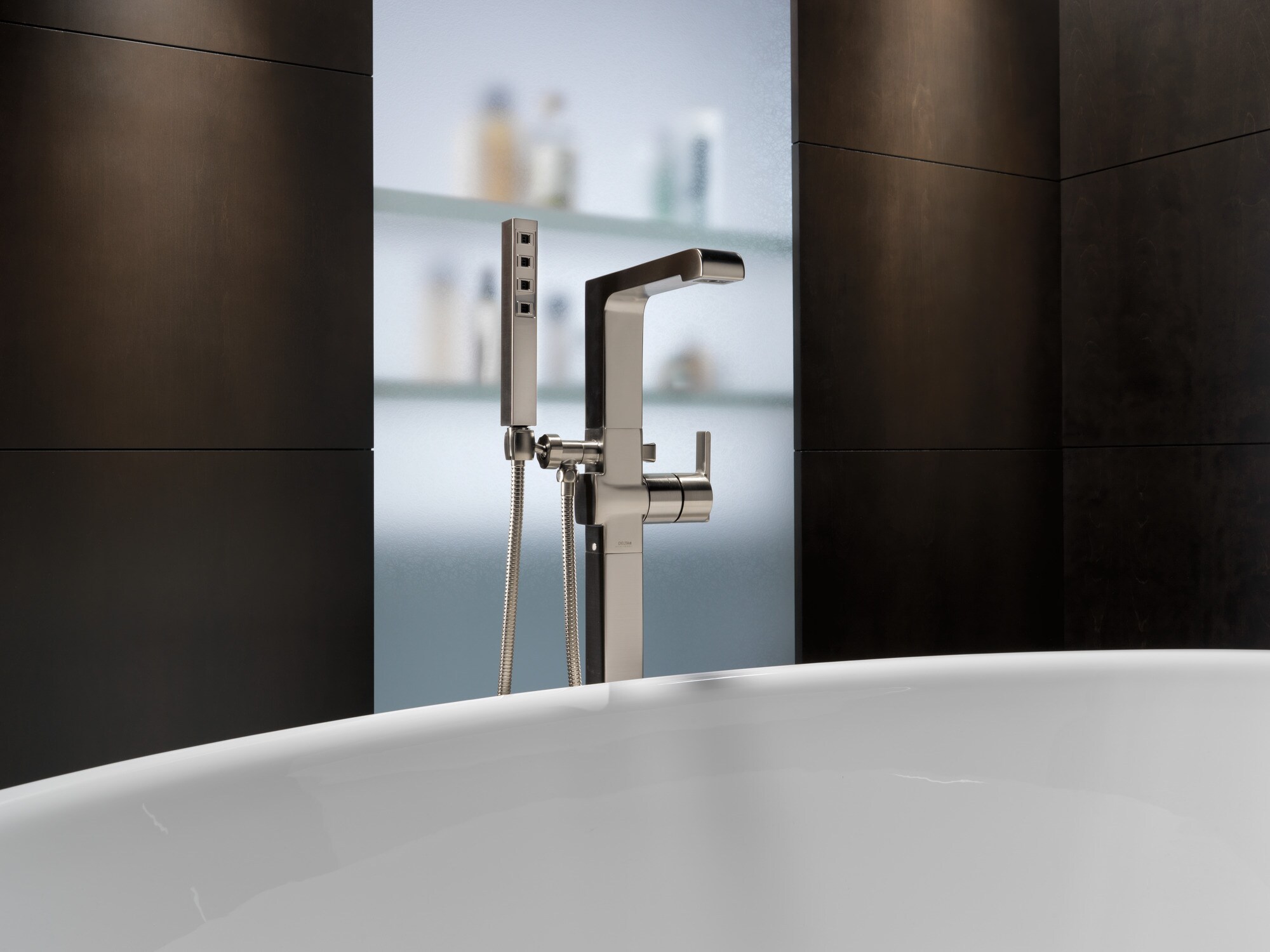 Delta T4767-SSFL Roman-Tub-Faucets - View #6