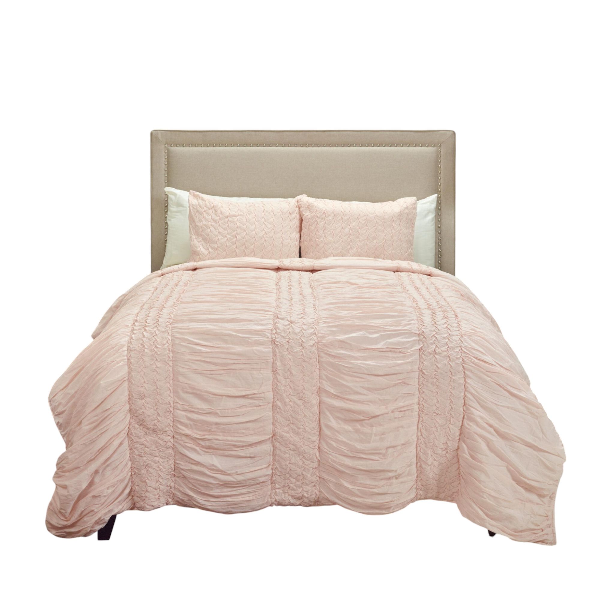 Slickblue Pink Geometric Reversible King/Queen/Twin Bed Quilt Cotton Bedding with Channel Stitch Detailing and Polyester Down Alternative Fill