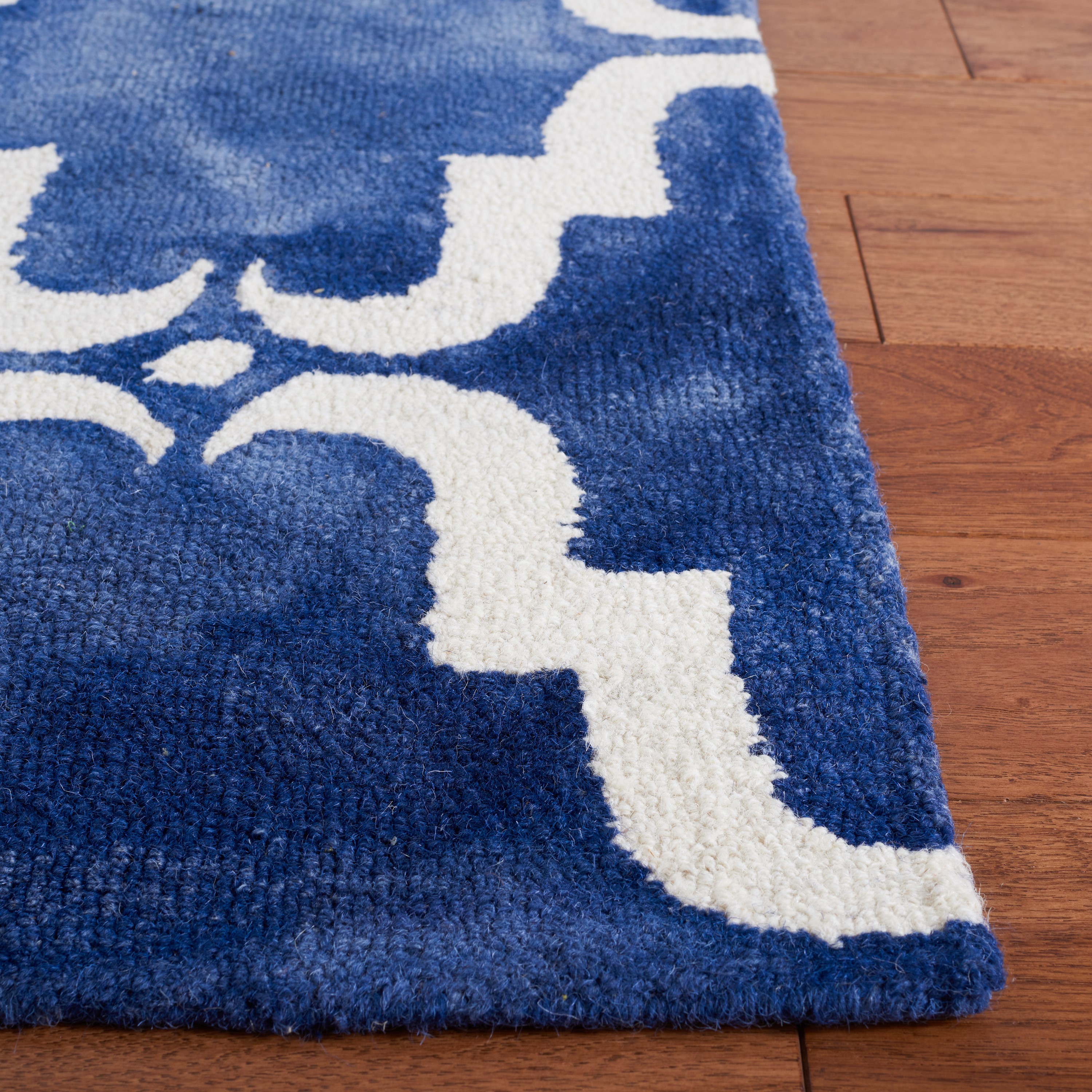 Safavieh DDY536N-24 rugs - View #3