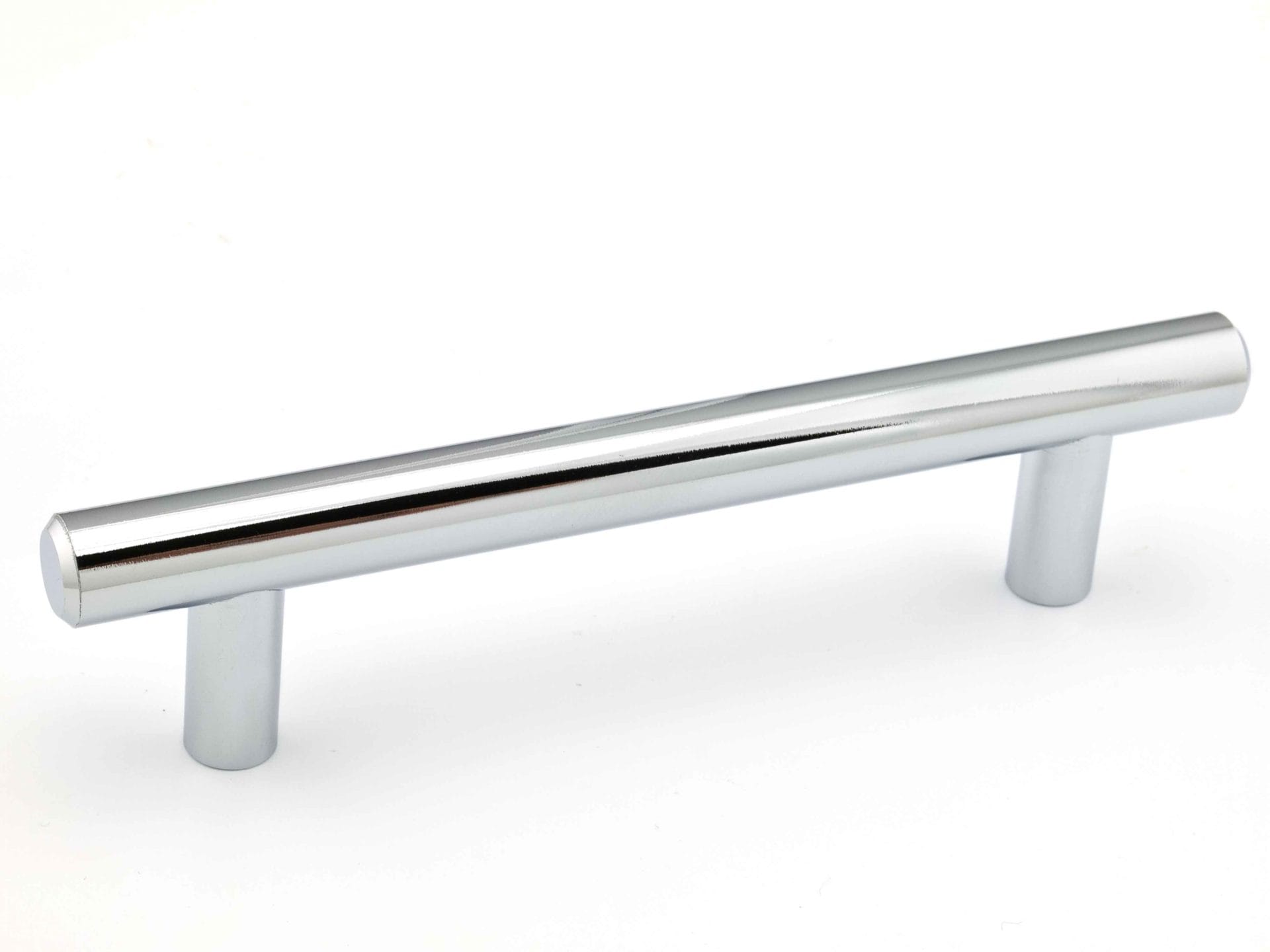 Richelieu BP20596140 Roosevelt 3-3/4-in , 96mm Center to Center Chrome Cylindrical Handle