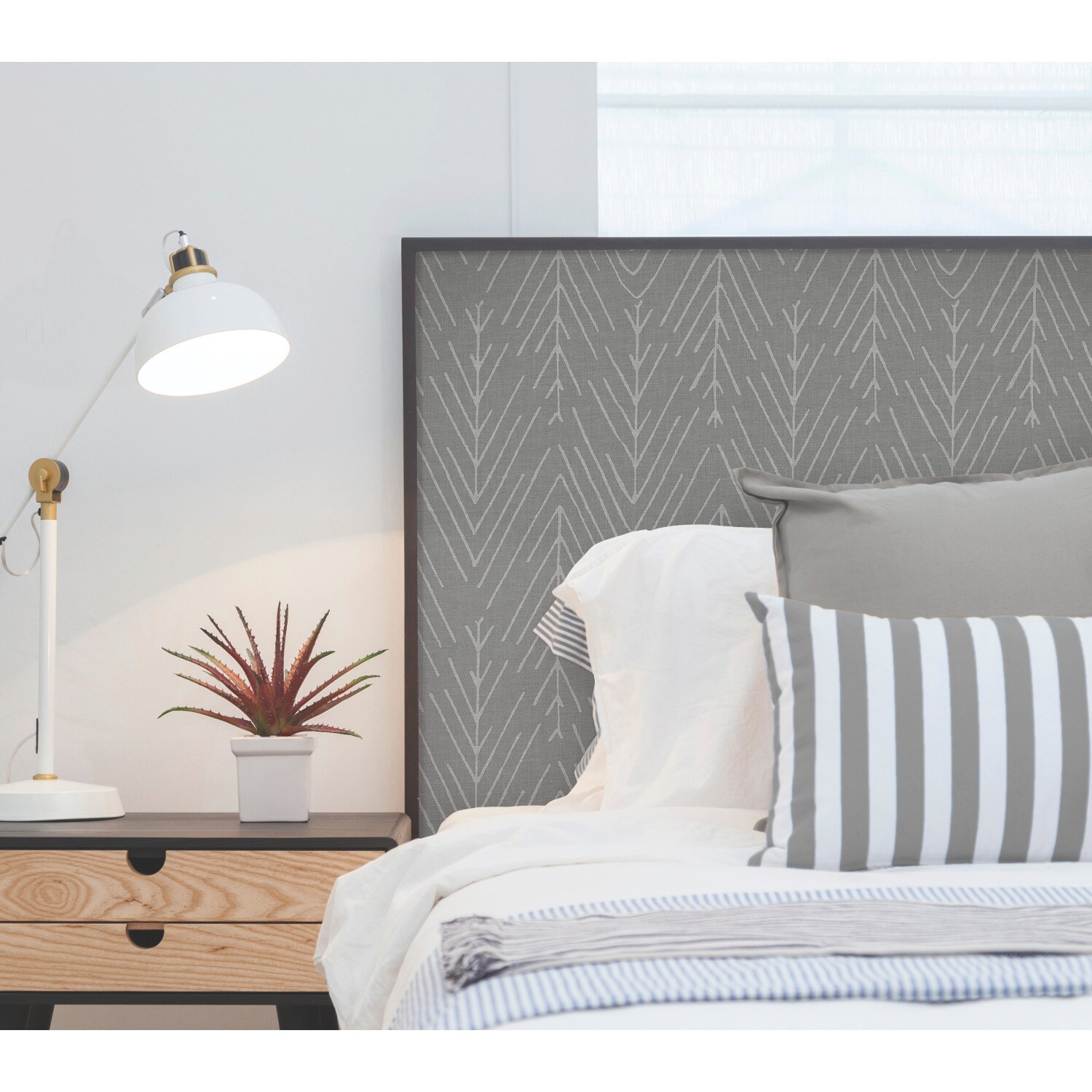 RoomMates RMK11674WP wallpaper - View #5
