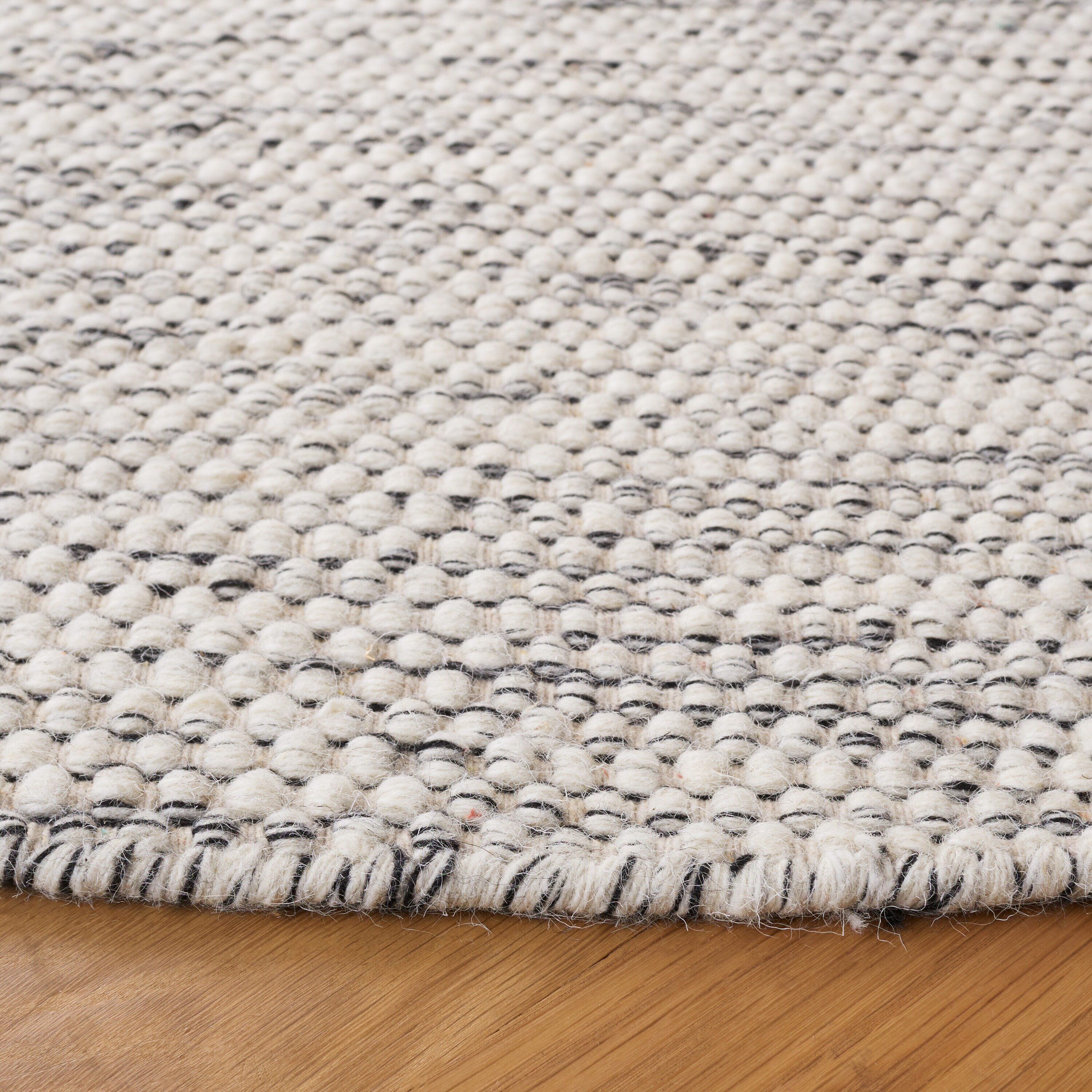 Safavieh NAT975Z-6R rugs - View #3