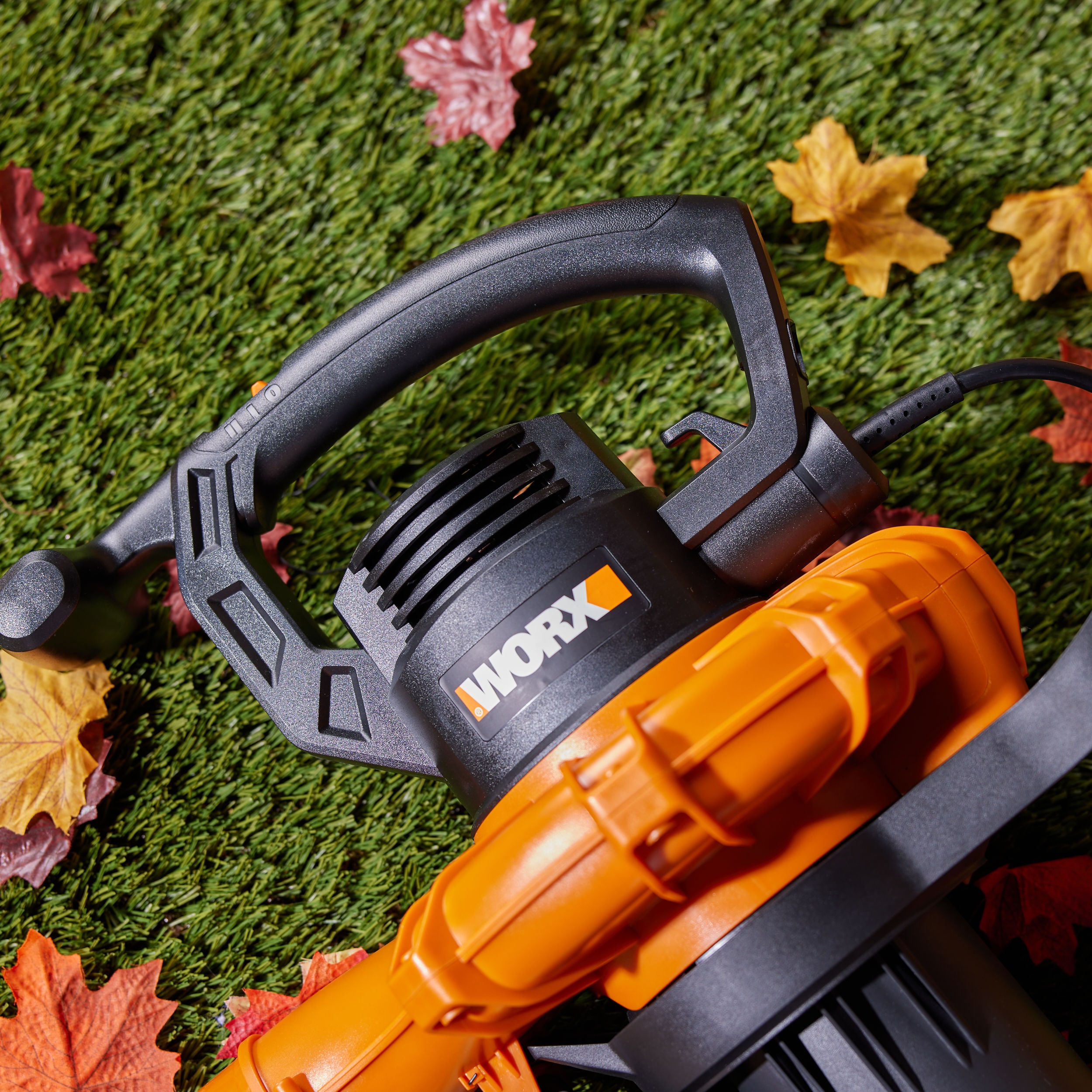WORX 3-in-1 400-CFM 250-MPH Corded Electric Handheld Leaf Blower in the  Leaf Blowers department at