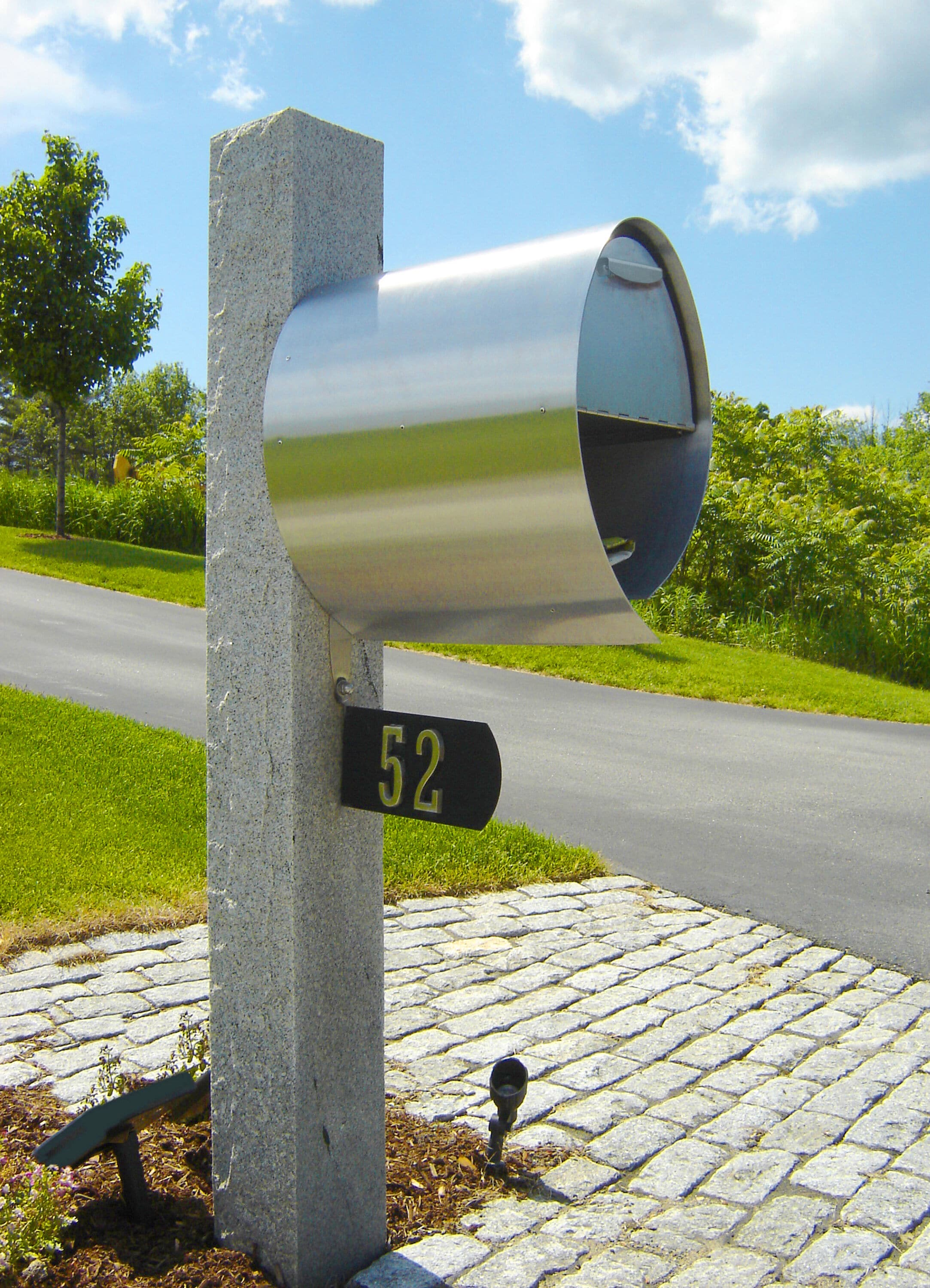 Spira Mailbox SPA-A001BLK Mailbox-Accessories - View #3