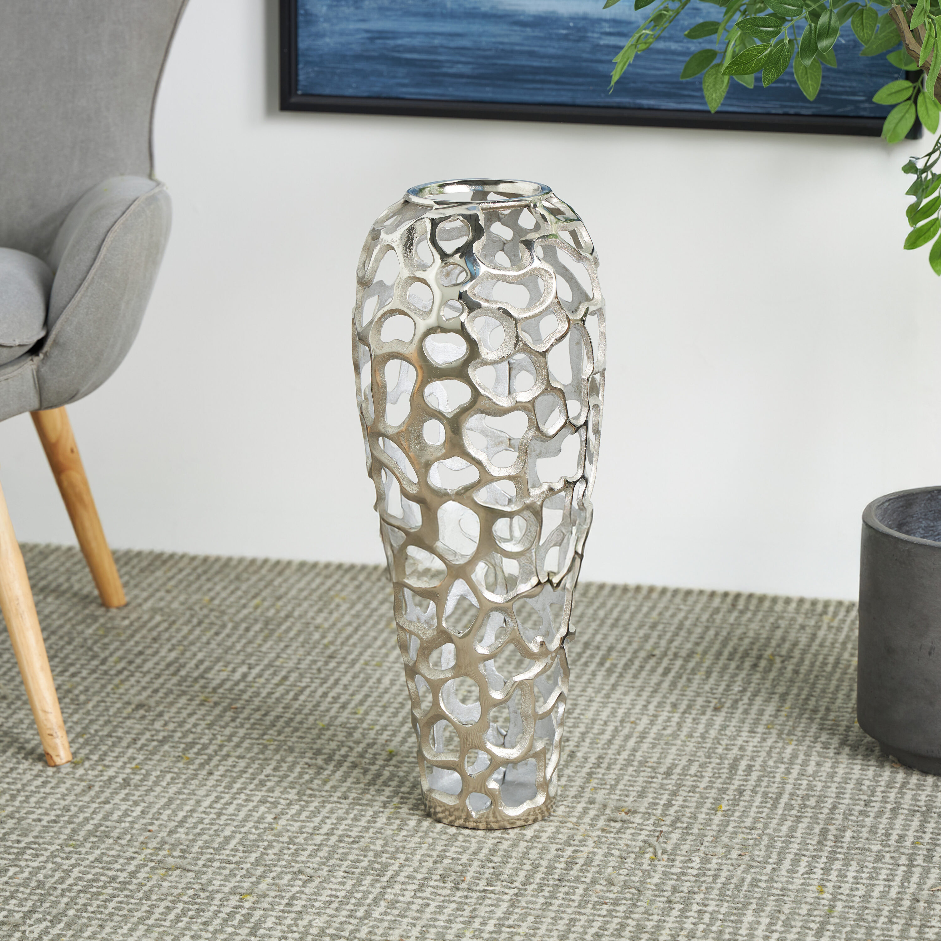 Grayson Lane 37664 Silver Aluminum Modern Vase
