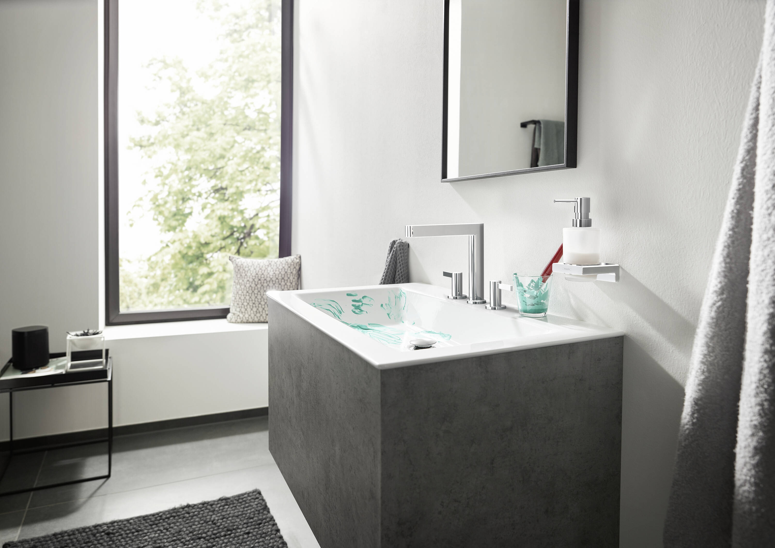 Hansgrohe 76034001 Lavatory-Faucets - View #2