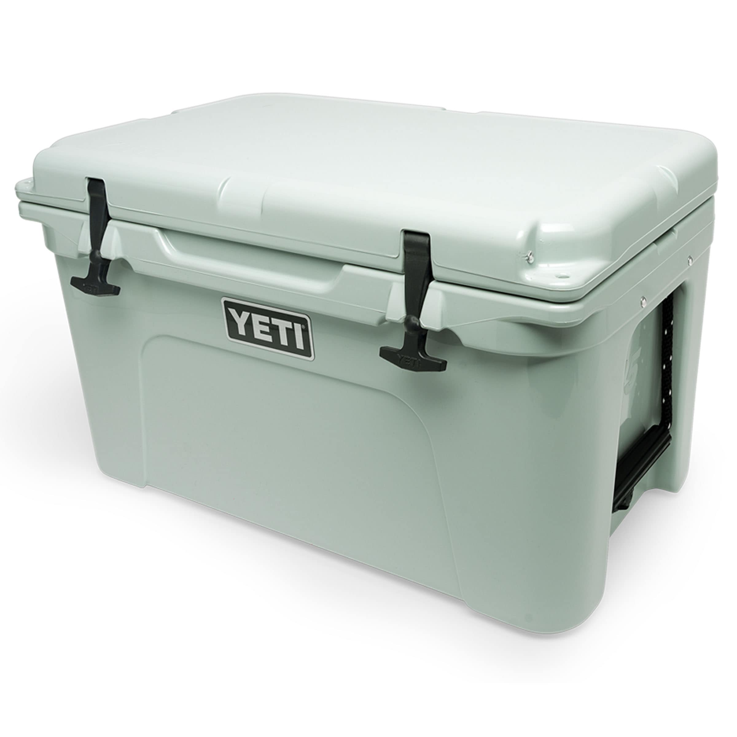 New Yeti Cooler Comes With Built-in Blender - Plus a solar panel, iPad mini,  toaster, tape measure--and breathalyzer - Men's Journal