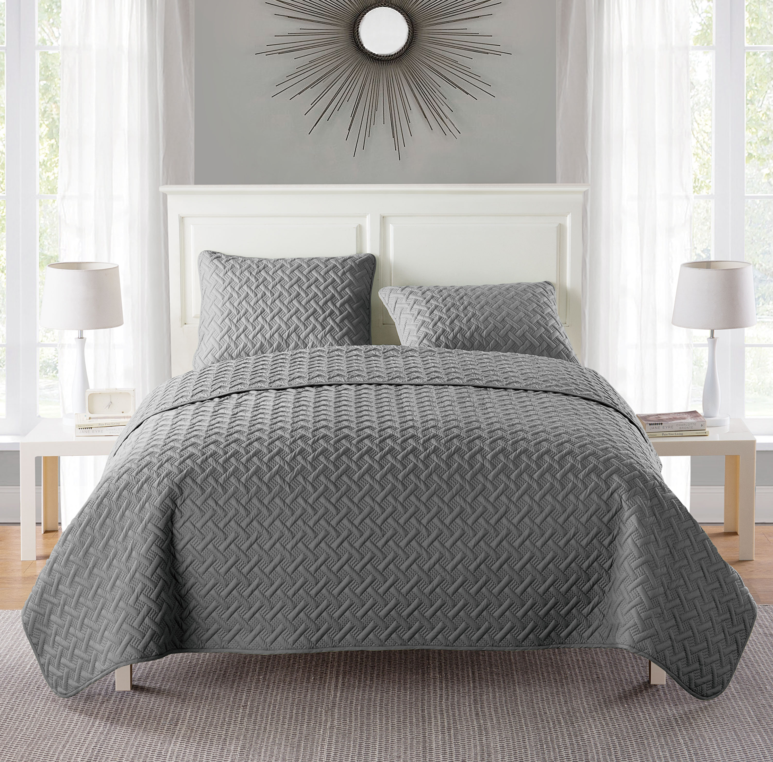 VCNY Home Nina 3 -Piece Grey Queen Quilt Set