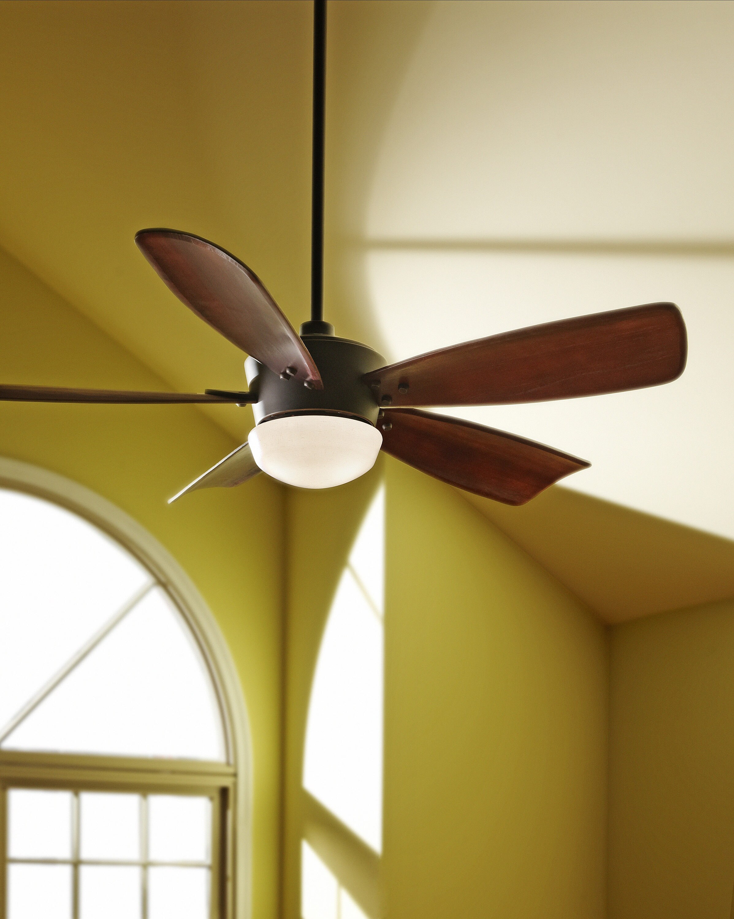 Harbor Breeze Saratoga 60-in Oil-rubbed Bronze Indoor Ceiling Fan With 