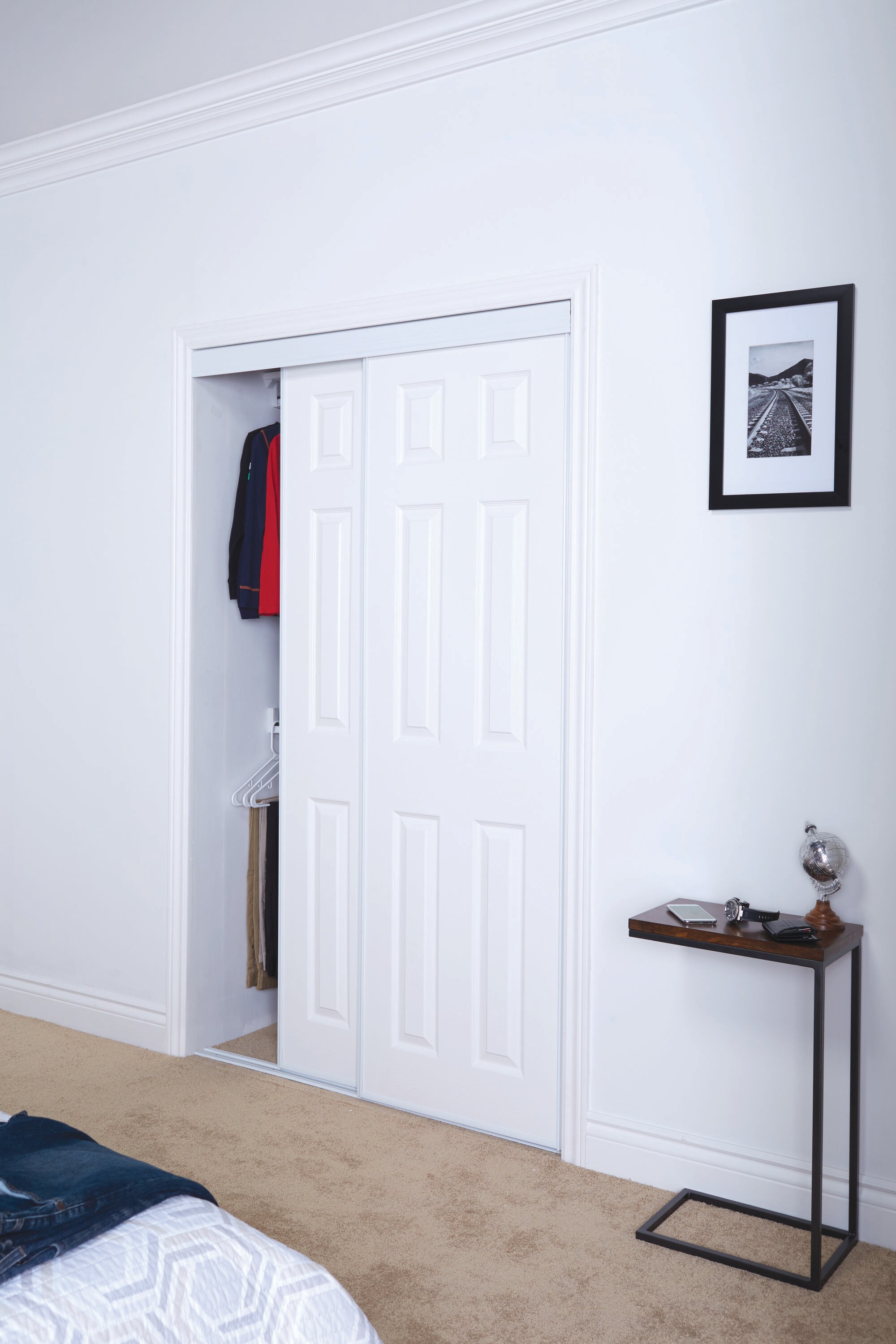 RELIABILT BY0106 48-in x 80-in Bright White Flush Prefinished Mdf Closet Sliding Door (Hardware Included)