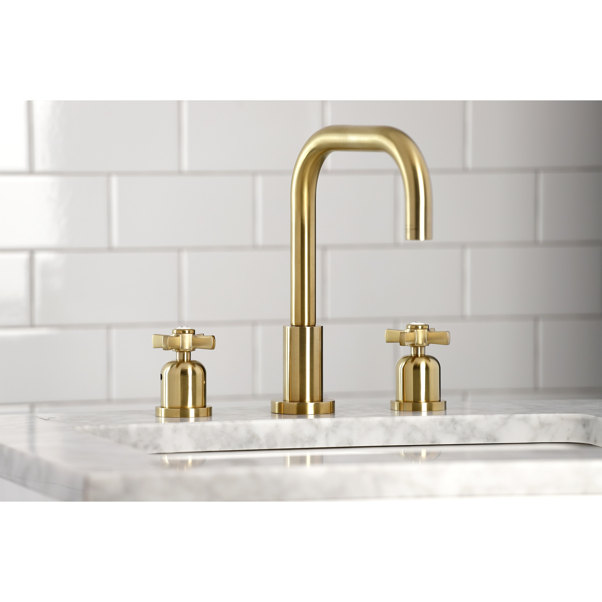 Kingston Brass WLFSC8933ZX Millennium Brushed brass Widespread 2-handle High-arc Residential Handle Bathroom Sink Faucet with Drain