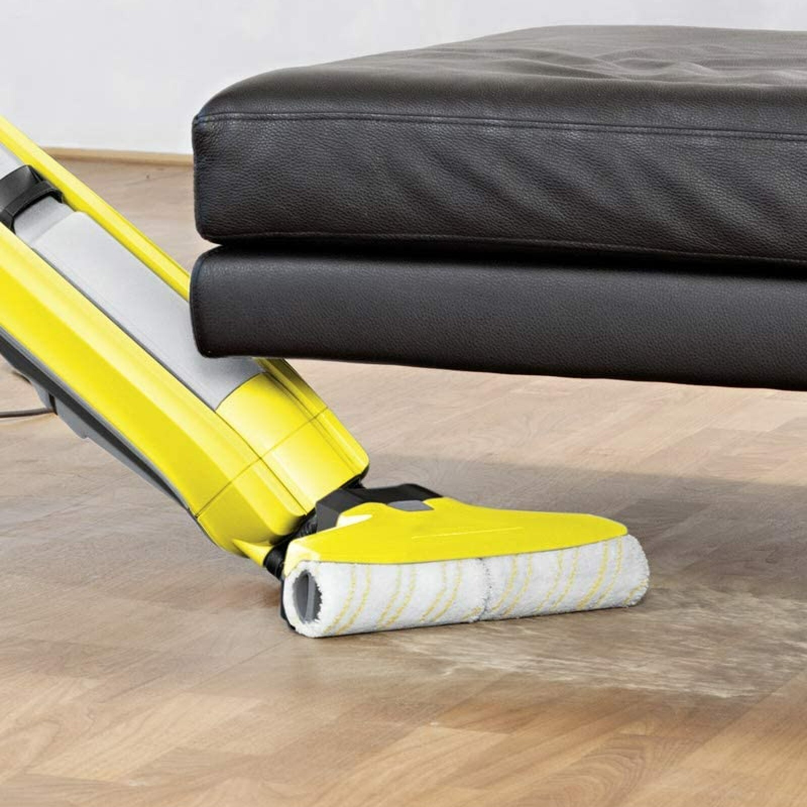 Karcher FC7 Cordless Hard Floor Cleaner Tested on Wooden Floors