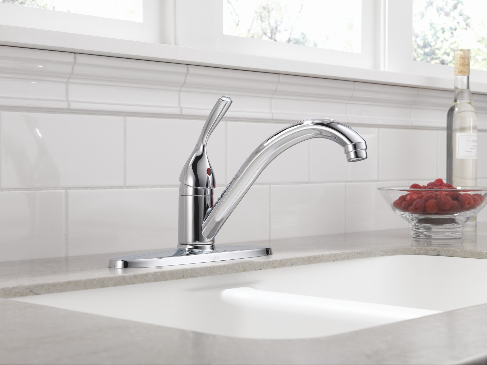 Delta 101LF-HDF Kitchen-Faucets - View #2