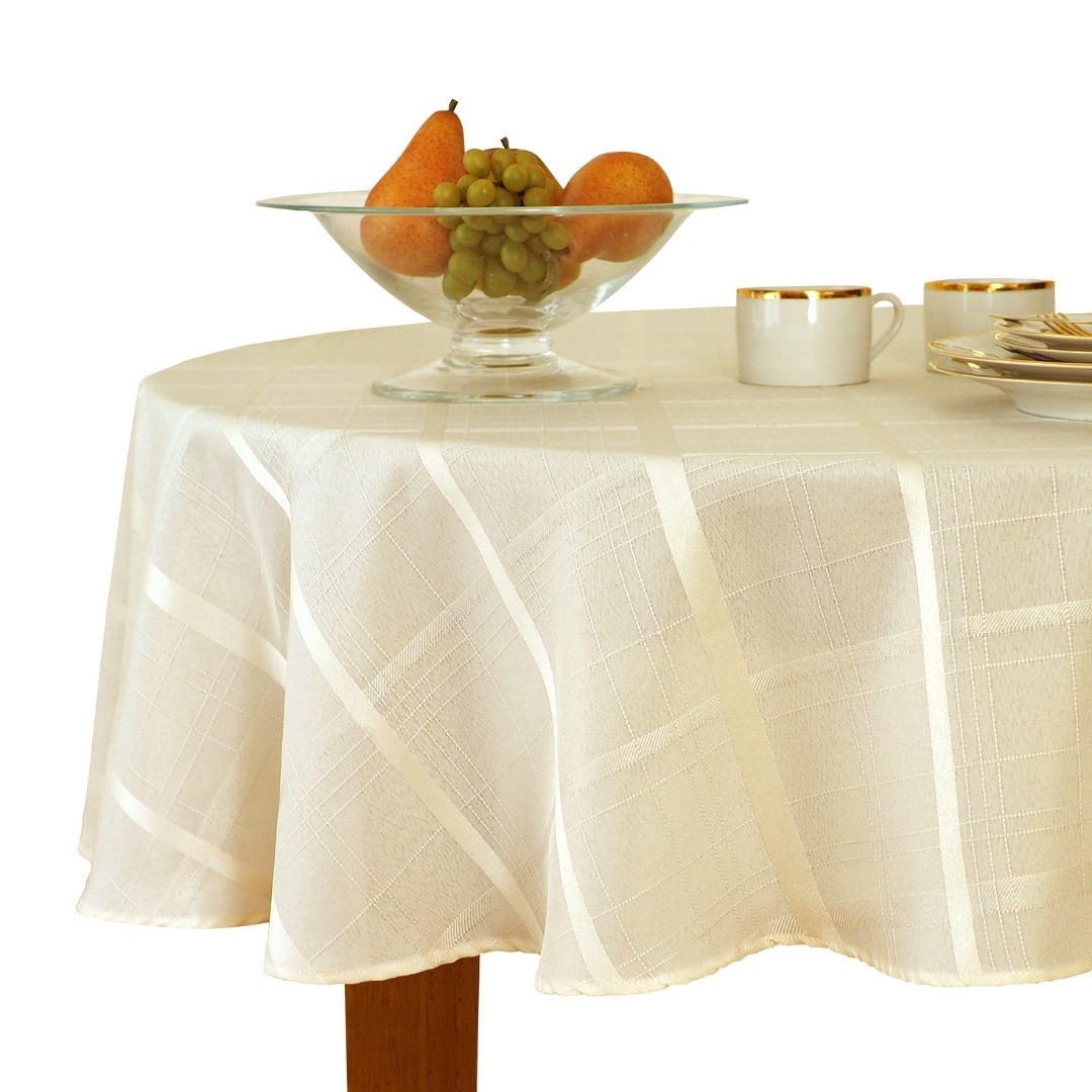 Elrene Home Fashions 026865925159 Elegance Plaid Jacquard 70" Round Indoor Beige (Ecru) Table Cover for 60-in round