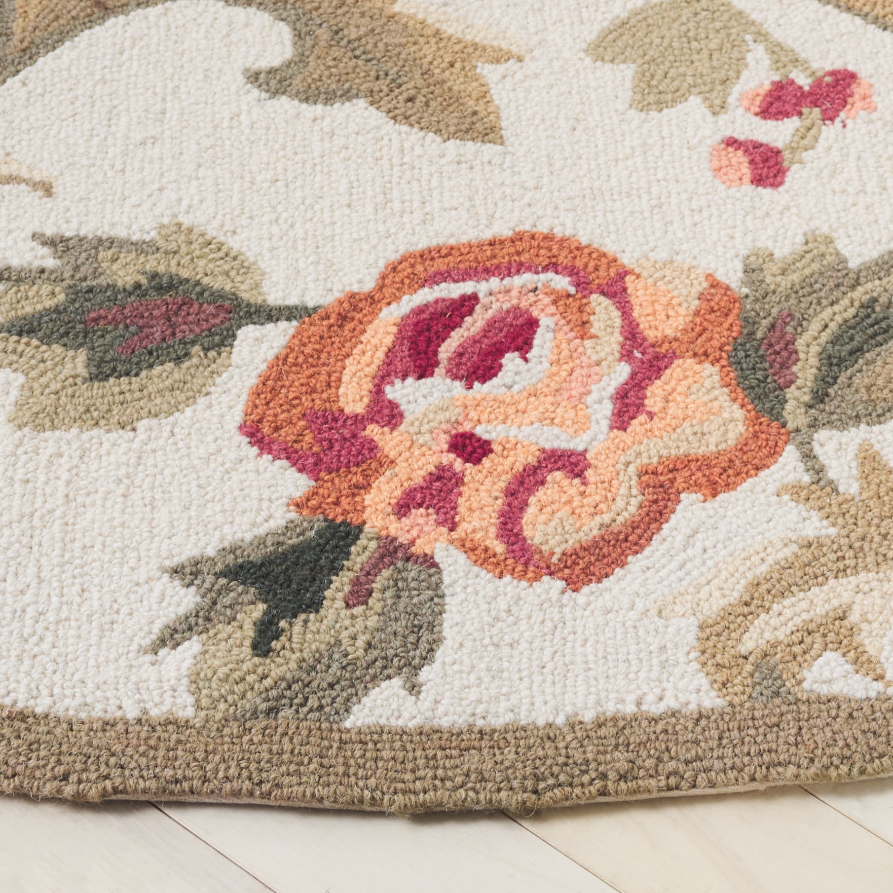 Safavieh HK310A-5R rugs - View #3